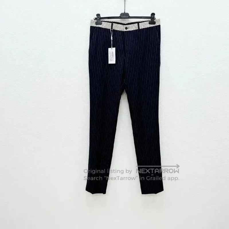 Moschino Black Wool Casual Pants for Men .
