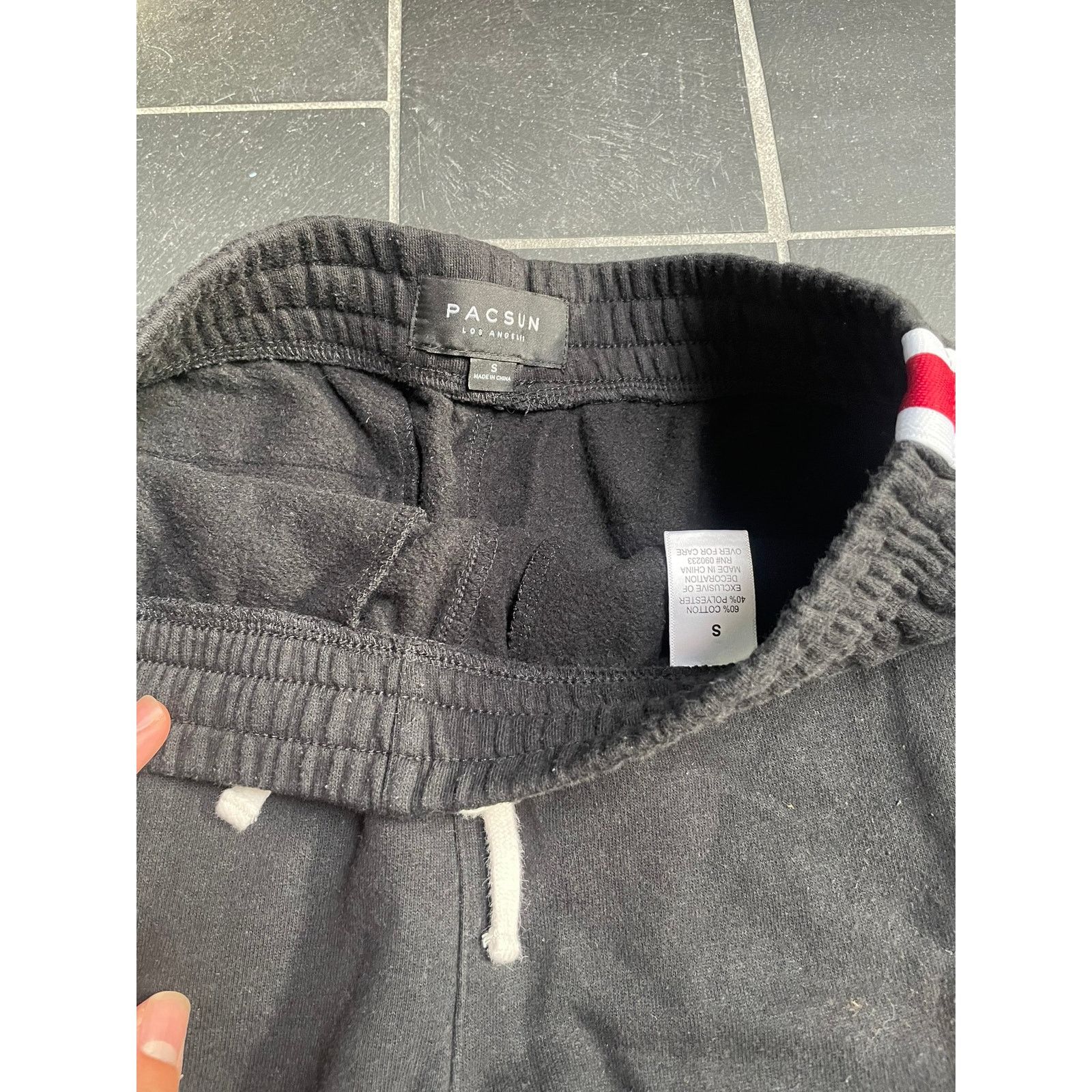 Cotton On White Red Striped Black Sweatpants Joggers Size Small Size US 31 - 2 Thumbnail