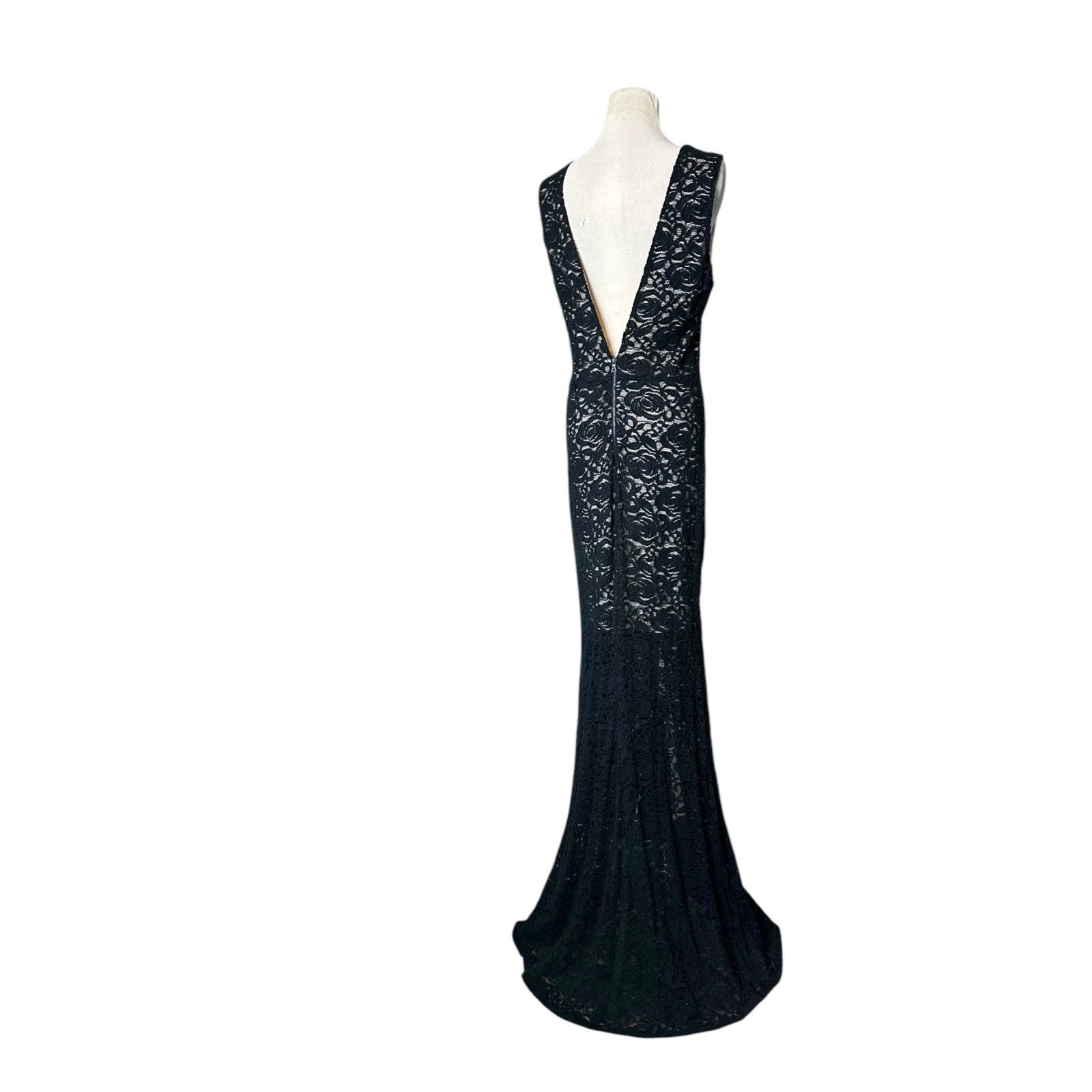 Alice + Olivia Alice + Olivia Mia Black Lace Maxi Dress size 10 Size L / US 10 / IT 46 - 12 Thumbnail
