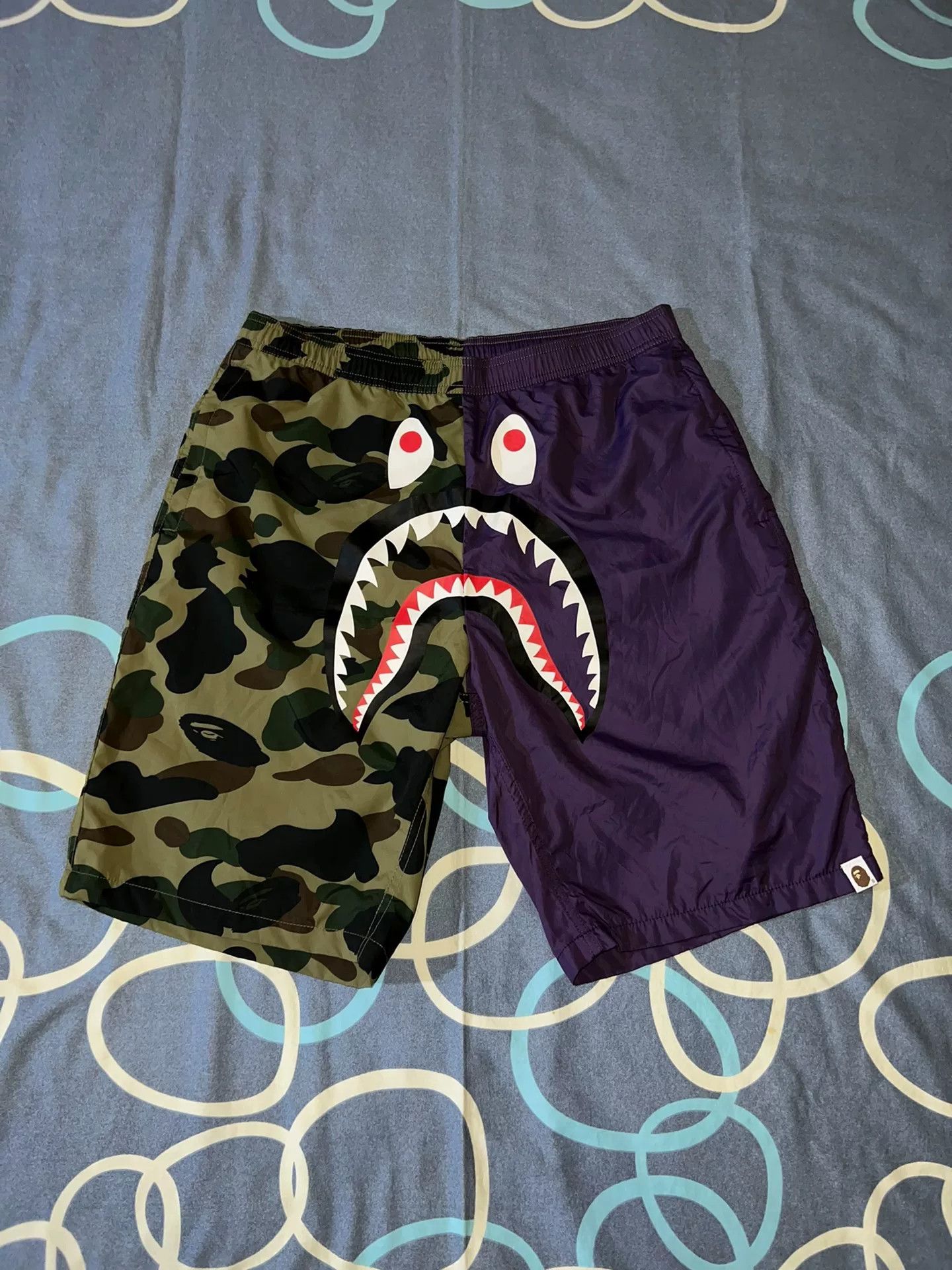 Bape Bape Shark Camo Purple Shorts Size US 32 / EU 48 - 1 Thumbnail