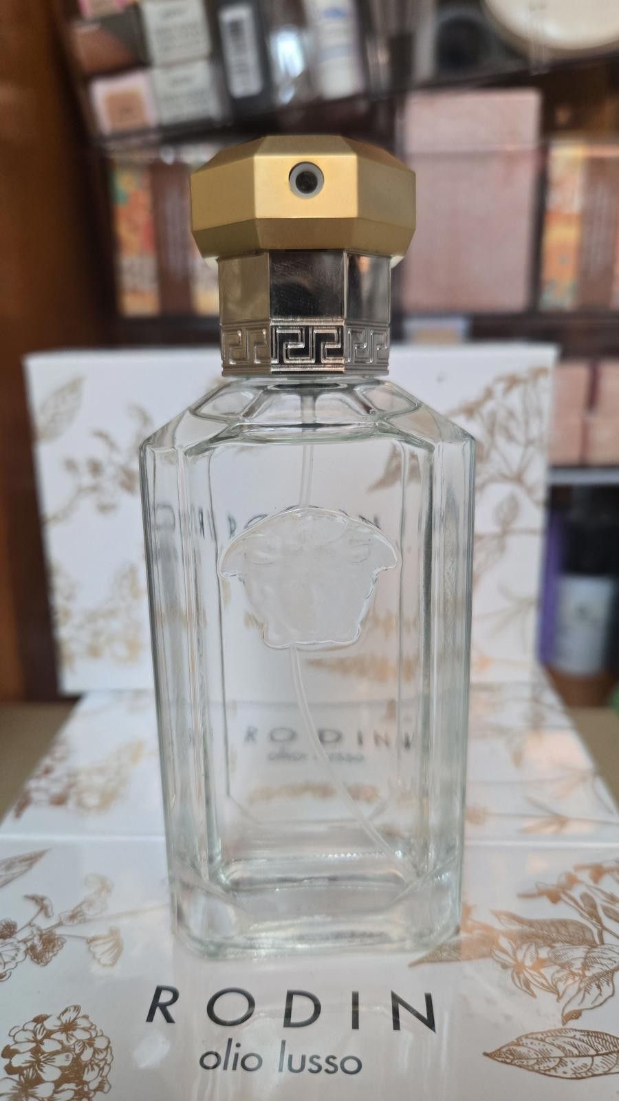 Versace Versace The Dreamer EDT 3.4 oz / 100ml 🌙✨ Tester Size ONE SIZE - 1 Preview