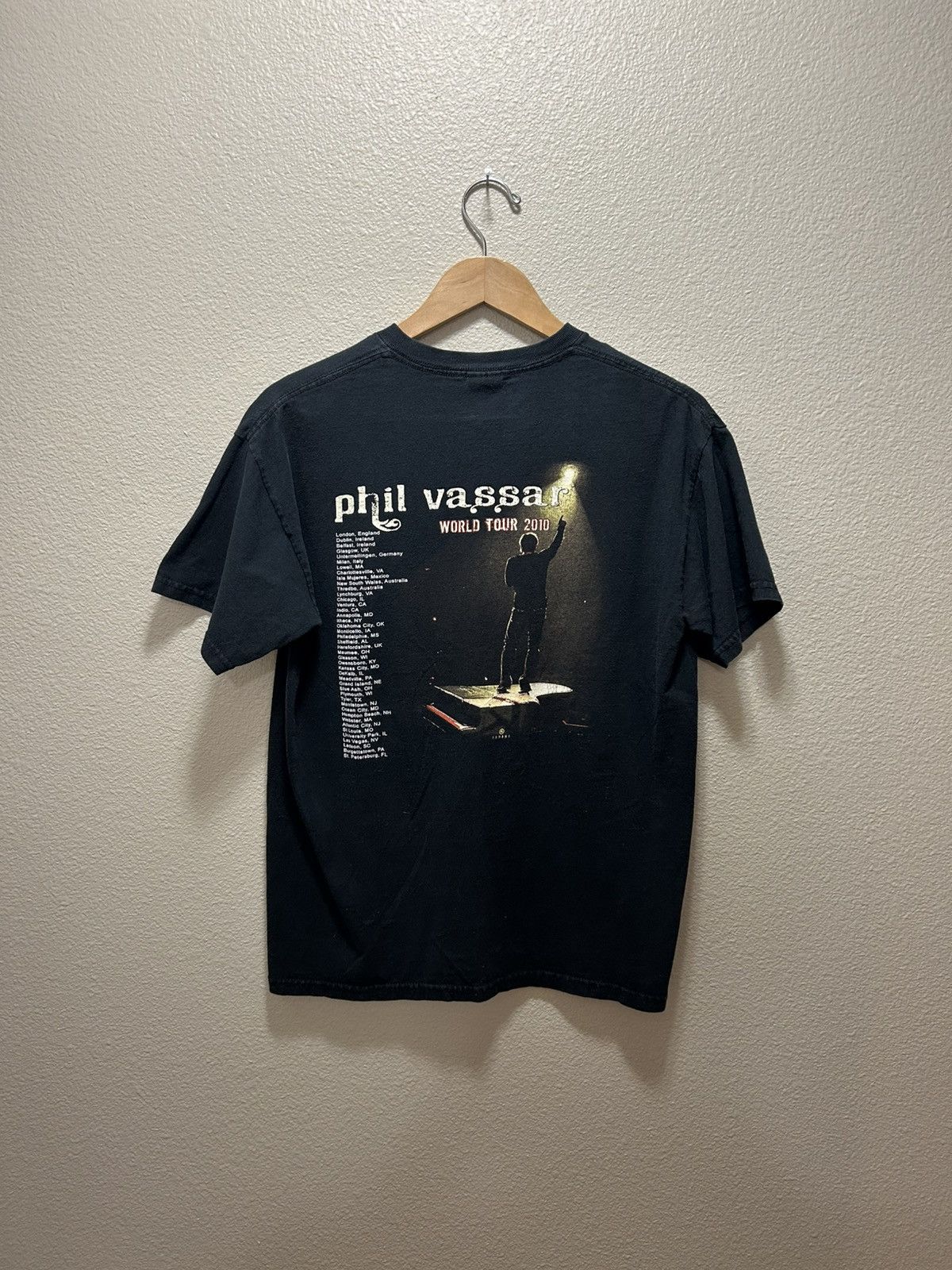 Vintage Vintage Phil Vassar Band T-Shirt Size US M / EU 48-50 / 2 - 2 Thumbnail