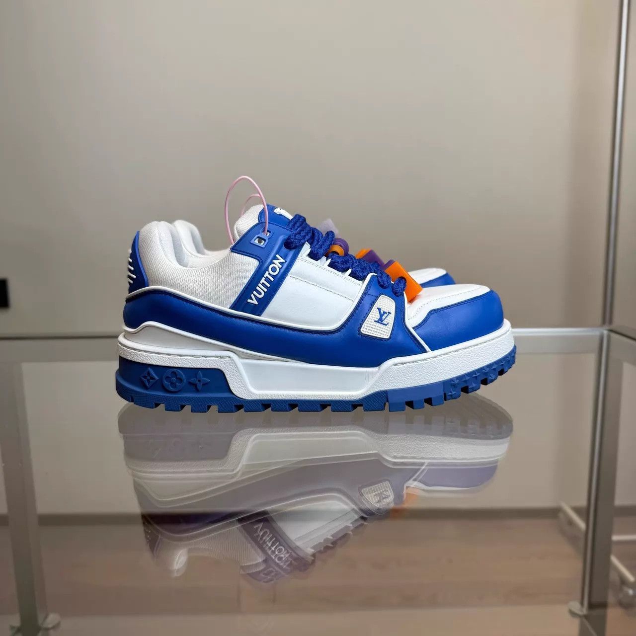Louis Vuitton LV TRAINER white & blue UK8 (42) 98 new Size US 9 / EU 42 - 2 Thumbnail