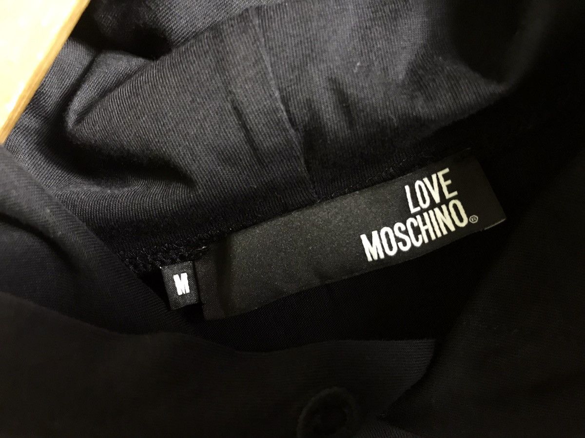 Moschino moschino mens t-shirt long sleeve hoodie black gold medium Size US M / EU 48-50 / 2 - 7 Thumbnail
