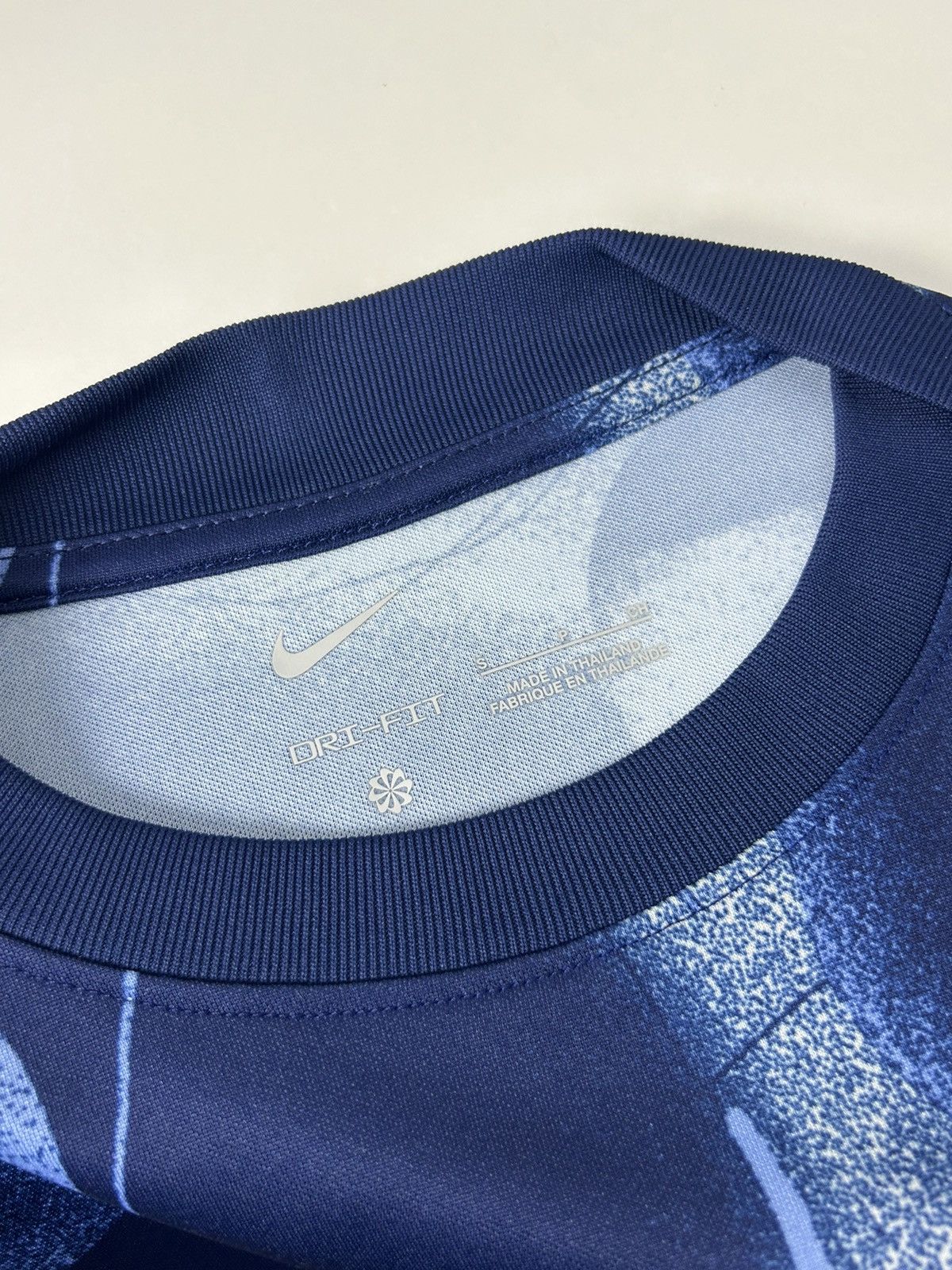 Nike Nike Tottenham Hotspur Academy Pro Soccer Jersey Pre-Match Size US S / EU 44-46 / 1 - 7 Thumbnail