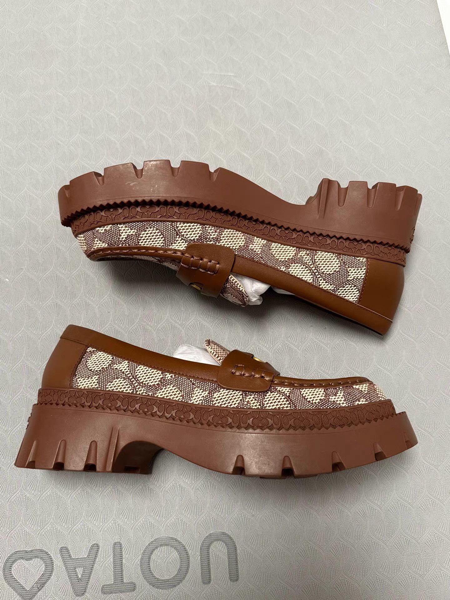 Coach Coach Classic Coin Loafers K6 Size US 8.5 / IT 38.5 - 7 Thumbnail