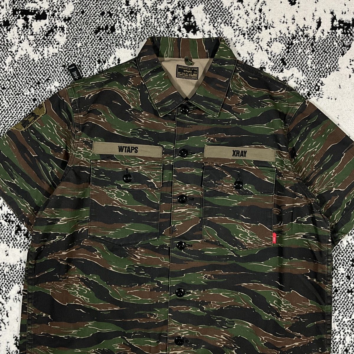 WTAPS SHIRT. COTTON. TWILL. TIGER STRIPE 2017 - XRAY