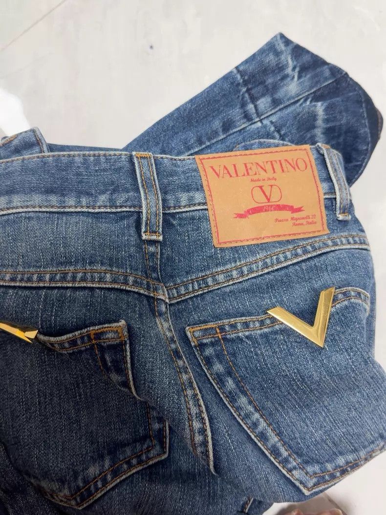 Valentino Valentino Casual jeans with a patterned hem pattern Size 24" / US 00 / IT 34 - 1 Thumbnail