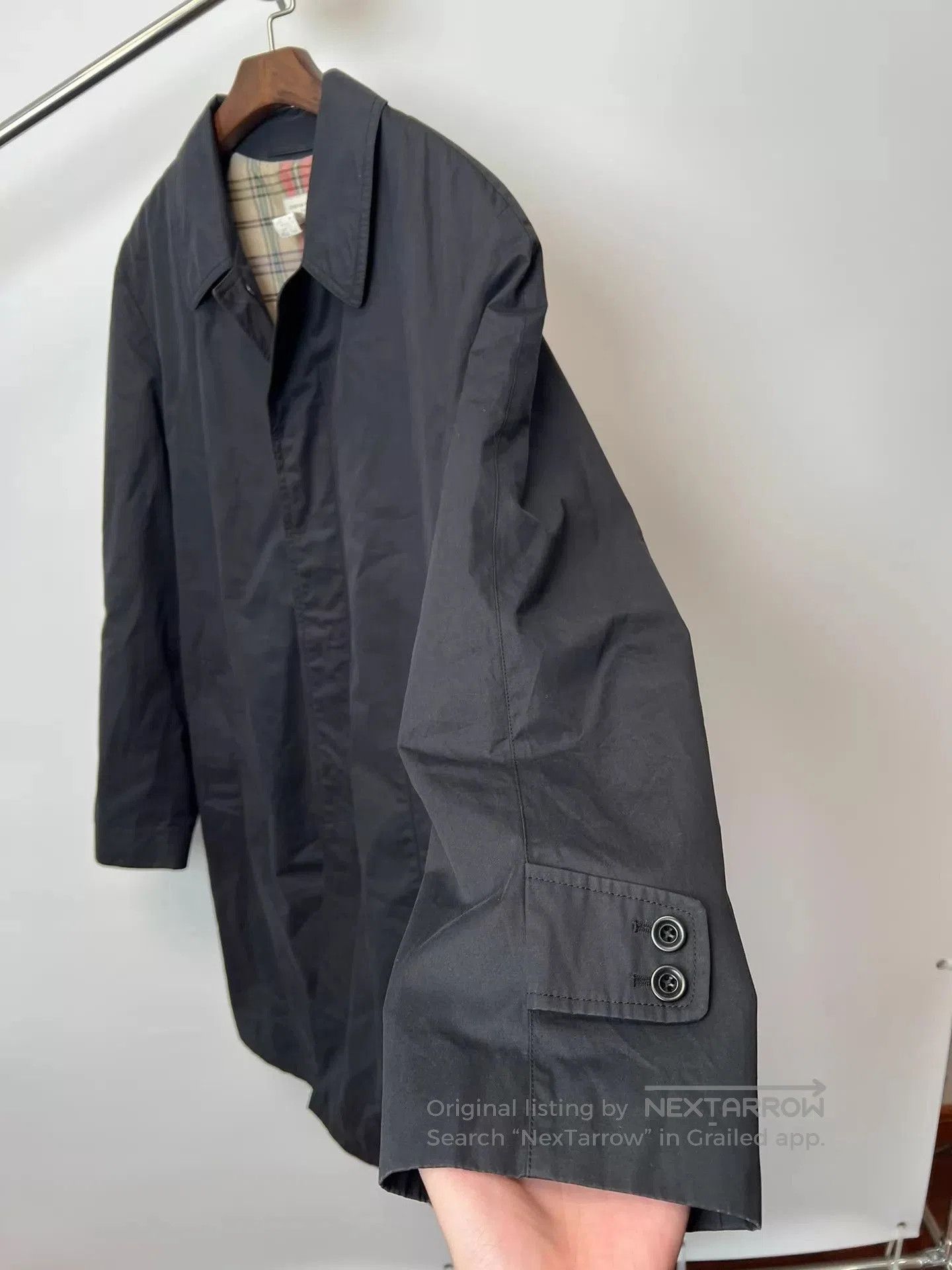 Dries Van Noten Black Long Coat with Plaid Lining - Size L. Size US L / EU 52-54 / 3 - 4 Thumbnail