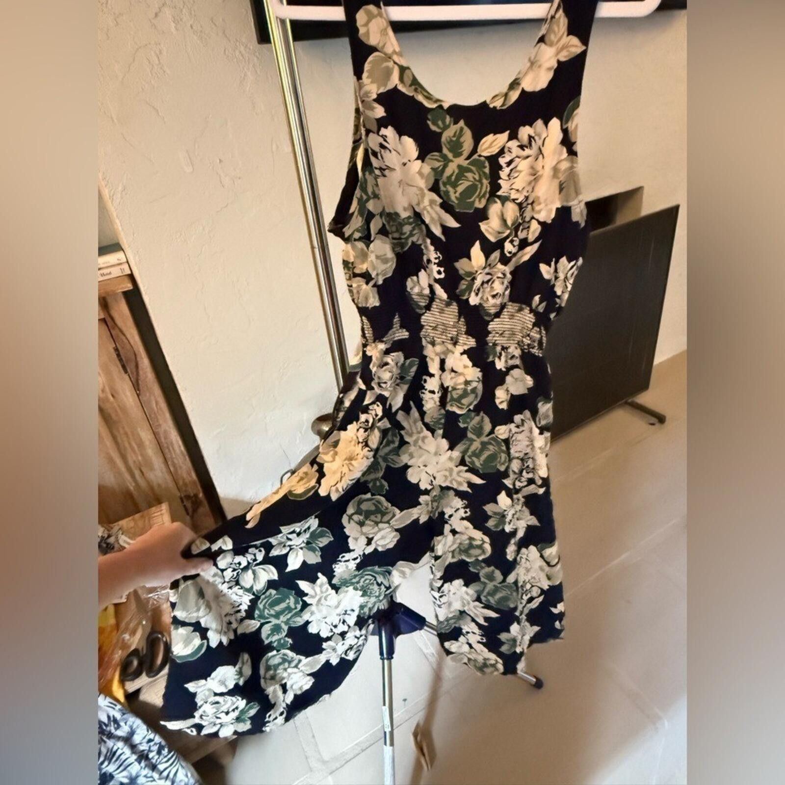 Other Vintage Carol Anderson Floral Crop Jumpsuit Navy Smocked 6 Size 28" / US 6 / IT 42 - 5 Thumbnail