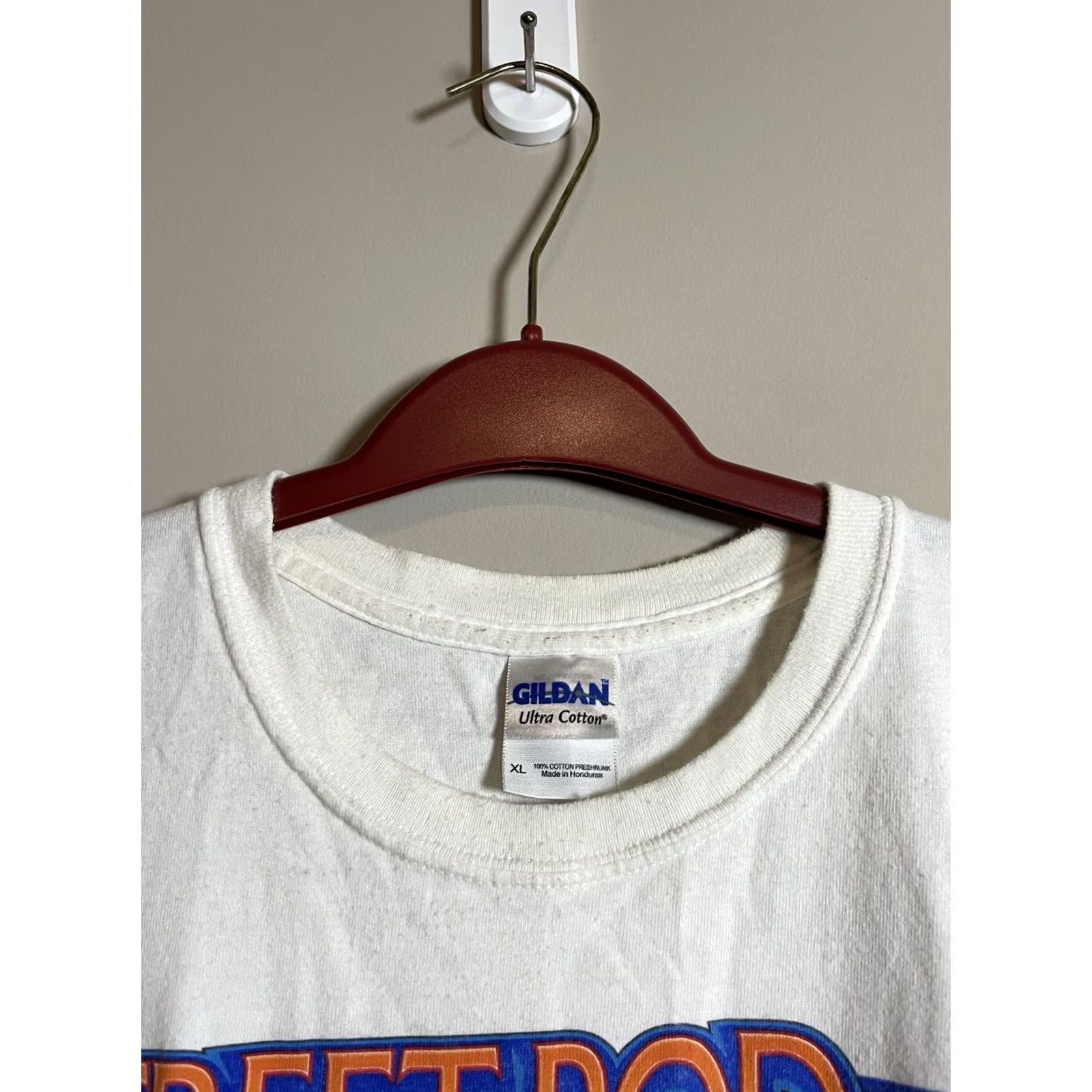 Gildan VINTAGE Street Rod Nationals Shirt Mens XL White Short Sleeve NSRA 43rd Louisville D435 Gildan T-Shirt Mens White Size US XL / EU 56 / 4 - 4 Thumbnail