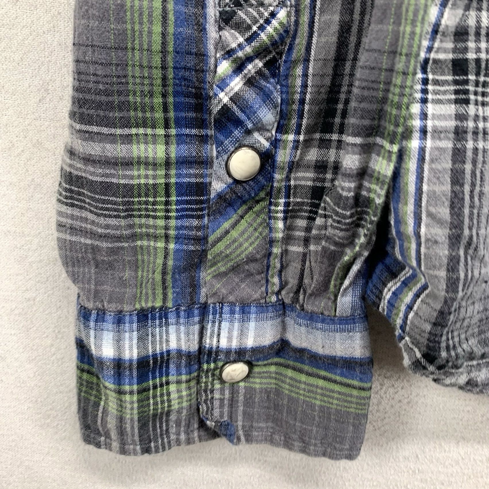 Vintage VINTAGE 44mm Legendary Work Wear Western Shirt Men Large Plaid Cotton Pearl Snap Cowboy Casual Formal Size US L / EU 52-54 / 3 - 5 Thumbnail