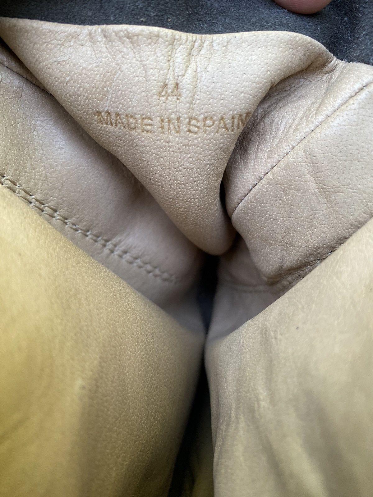 Adidas × Kanye West × Yeezy Yeezy season 2 Oil Crepe Size US 11 / EU 44 - 7 Thumbnail