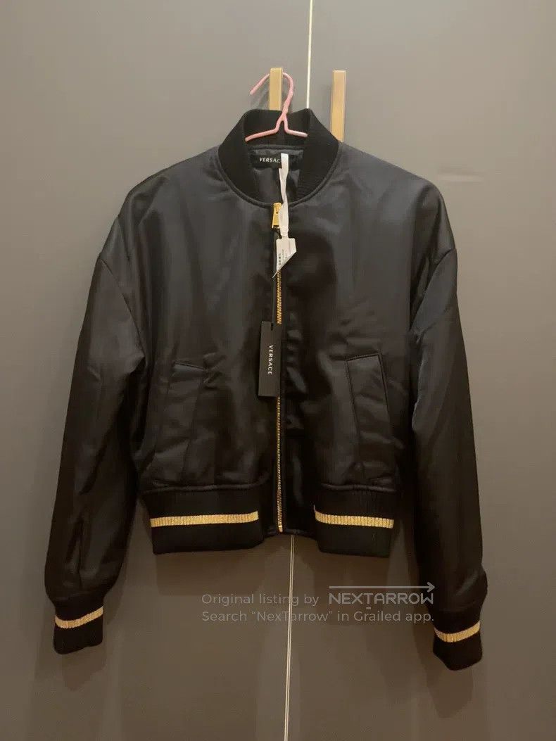 Versace Versace Embroidered Medusa black baseball uniform cotton j Size M / US 6-8 / IT 42-44 - 2 Thumbnail