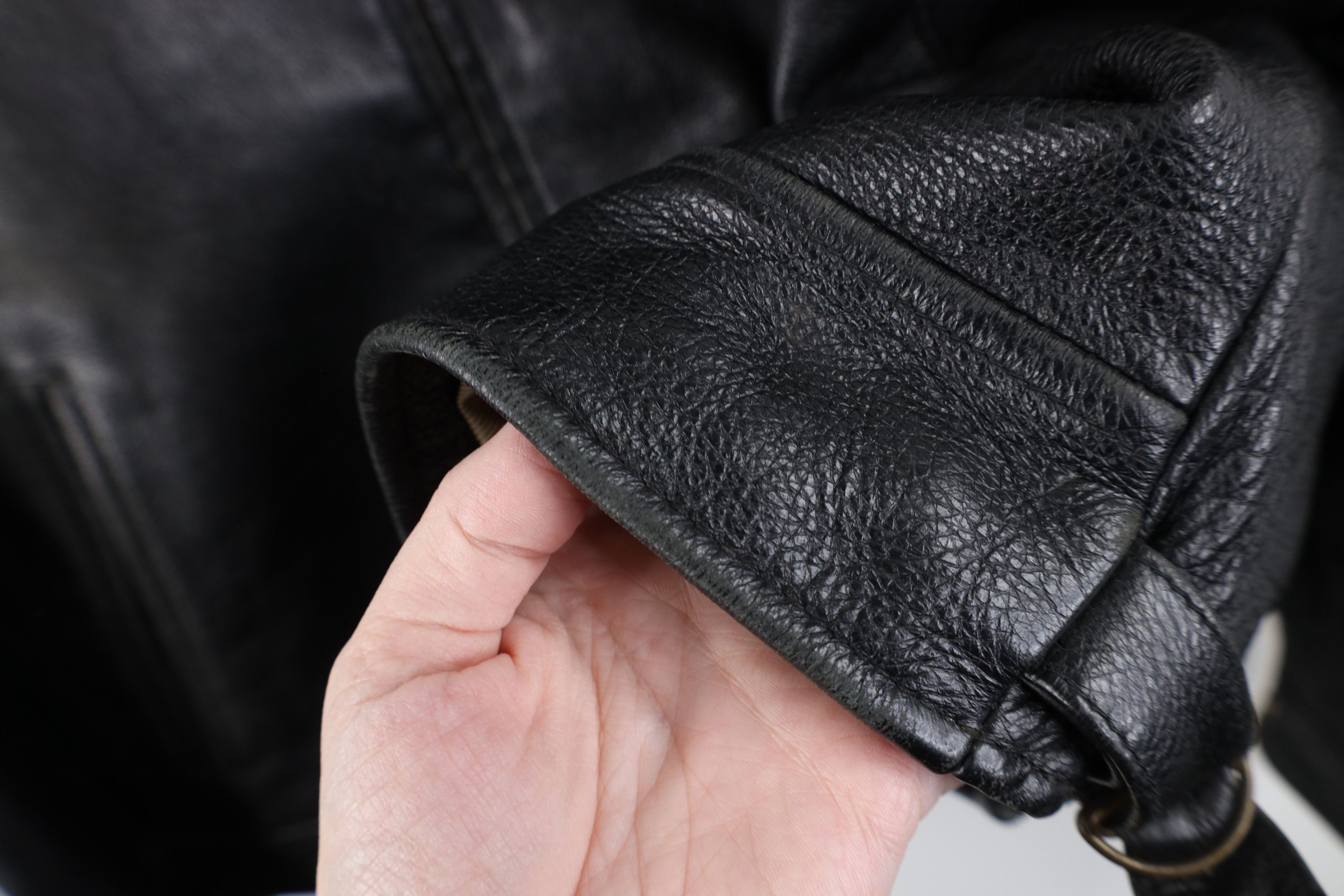 Vintage Vintage 90s Streetwear Heavyweight Full Zip Leather Jacket Size US L / EU 52-54 / 3 - 8 Thumbnail