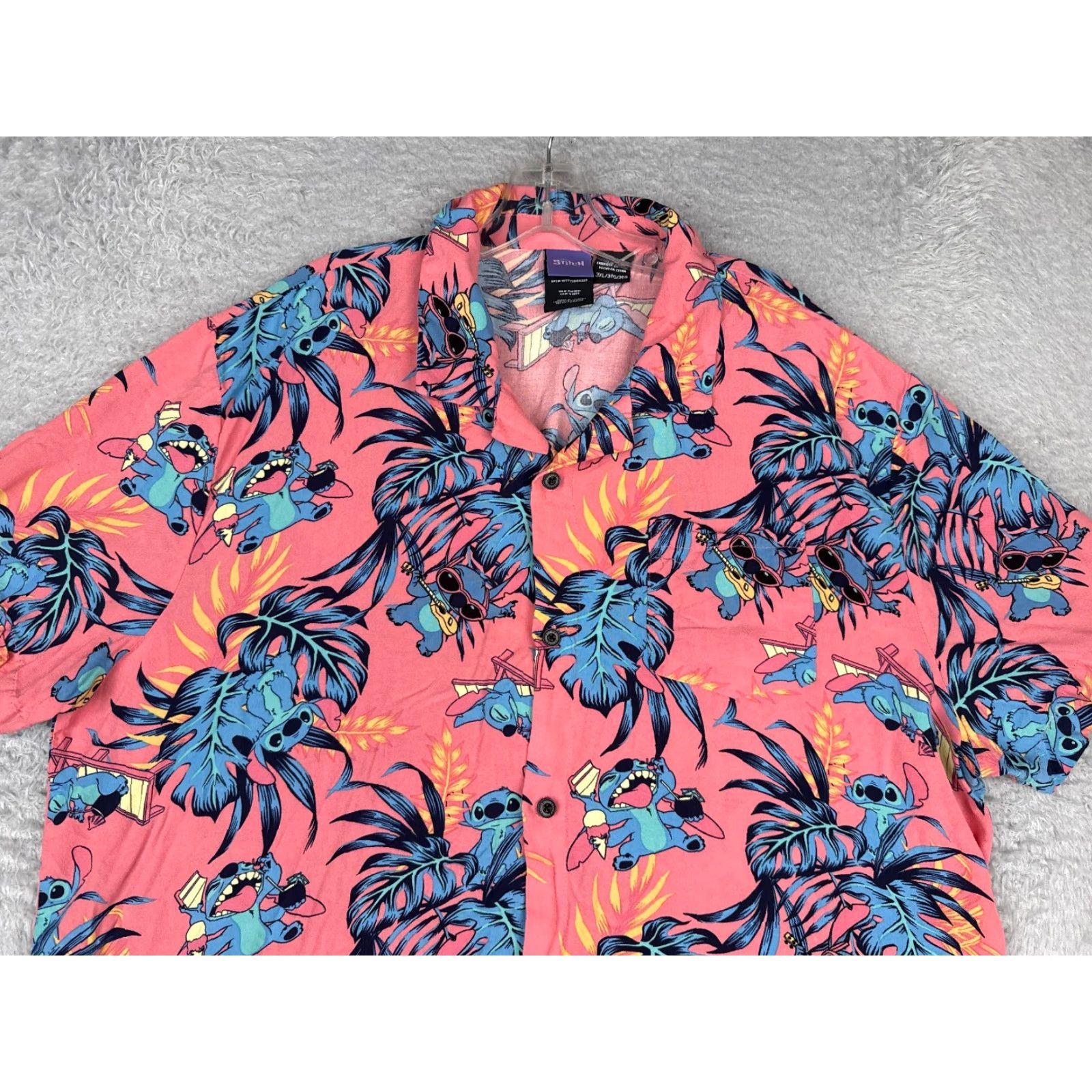 Disney Disney Shirt Men 3XL Floral Leaf Pink Blue Hawaiian Resort Vacation Aloha Lilo & Stitch Cotton Button-Up Short Sleeve Shirt Mens Size US XXL / EU 58 / 5 - 4 Thumbnail