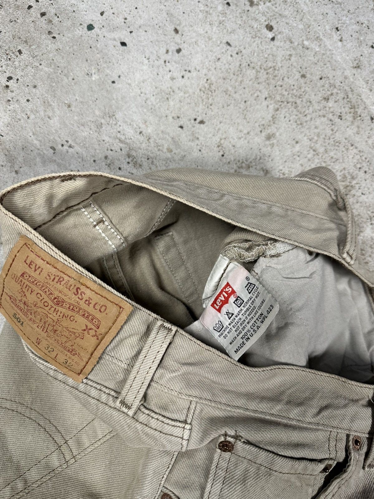 Levi's × Vintage Vintage 1995 Levi’s 501 Beige Distressed Denim Pants Jeans Size US 31 - 10 Thumbnail