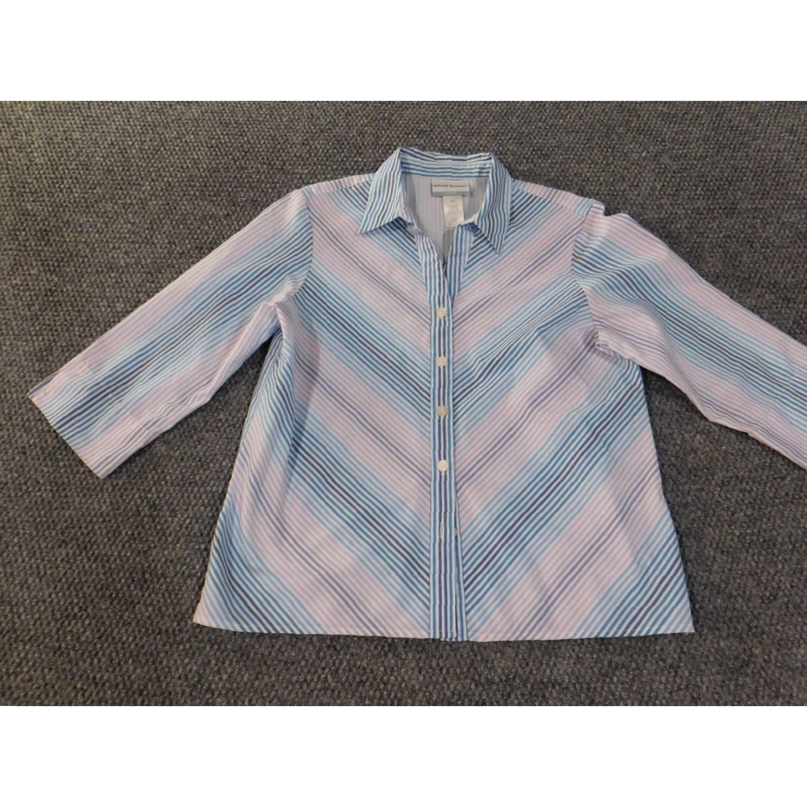 Vintage Alfred Dunner top Button-Up Shirt Petite PS Womens Blue Striped Collared Long Sleeve Polyester Regular Fit Size S / US 4 / IT 40 - 3 Thumbnail
