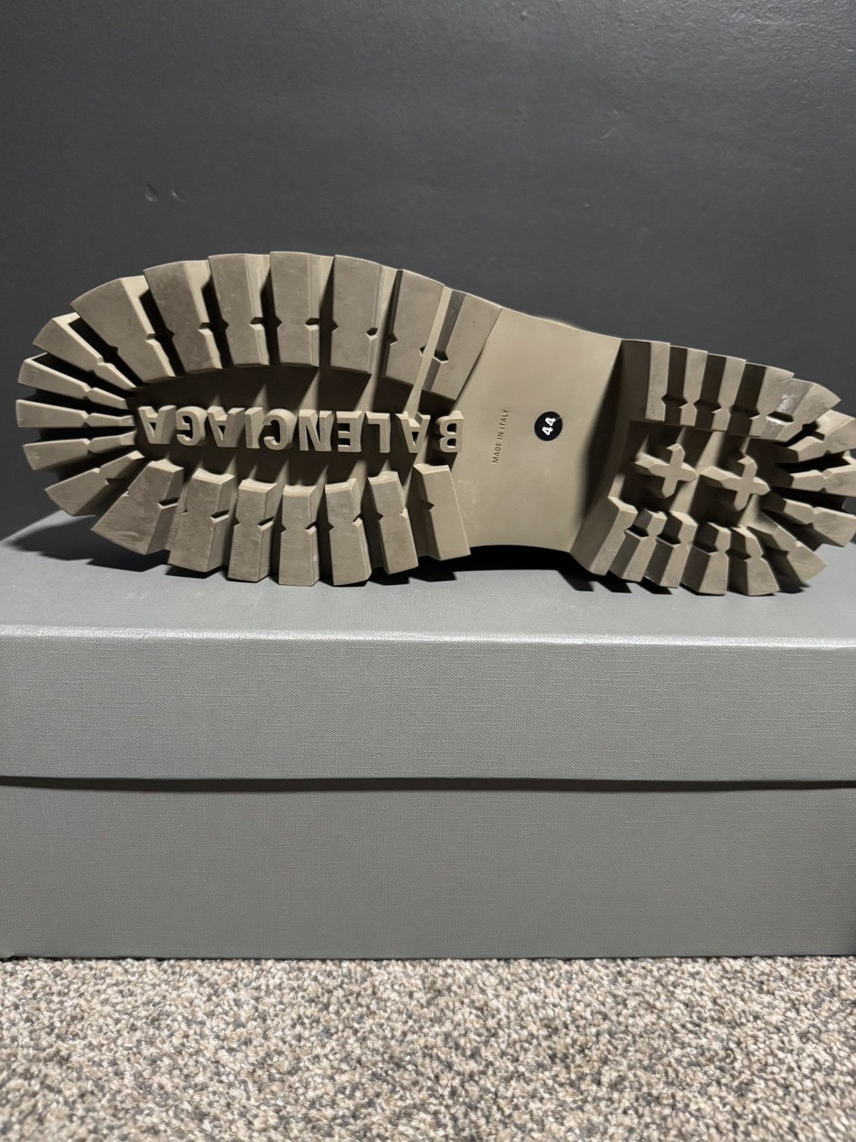 Balenciaga 🔥RARE🔥Balenciaga canvas strikeboot in BEIGE strike boots Size US 11 / EU 44 - 5 Thumbnail