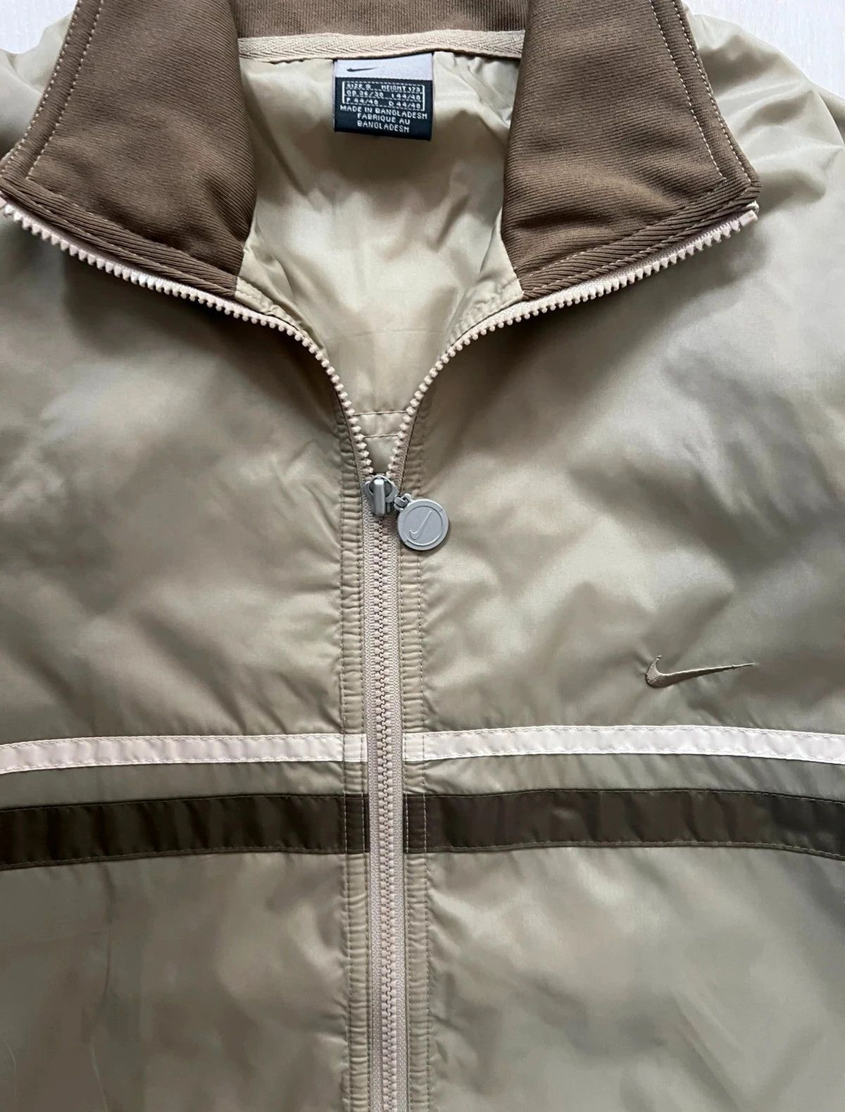 Nike Nike vintage rare y2k windbreaker Size US S / EU 44-46 / 1 - 2 Thumbnail