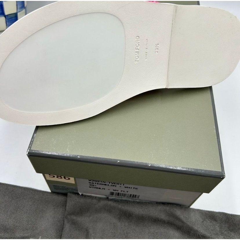 Tom Ford Women's Tom Ford flip-flop sandals size 39.5 made in Italy Size US 9.5 / IT 39.5 - 7 Thumbnail