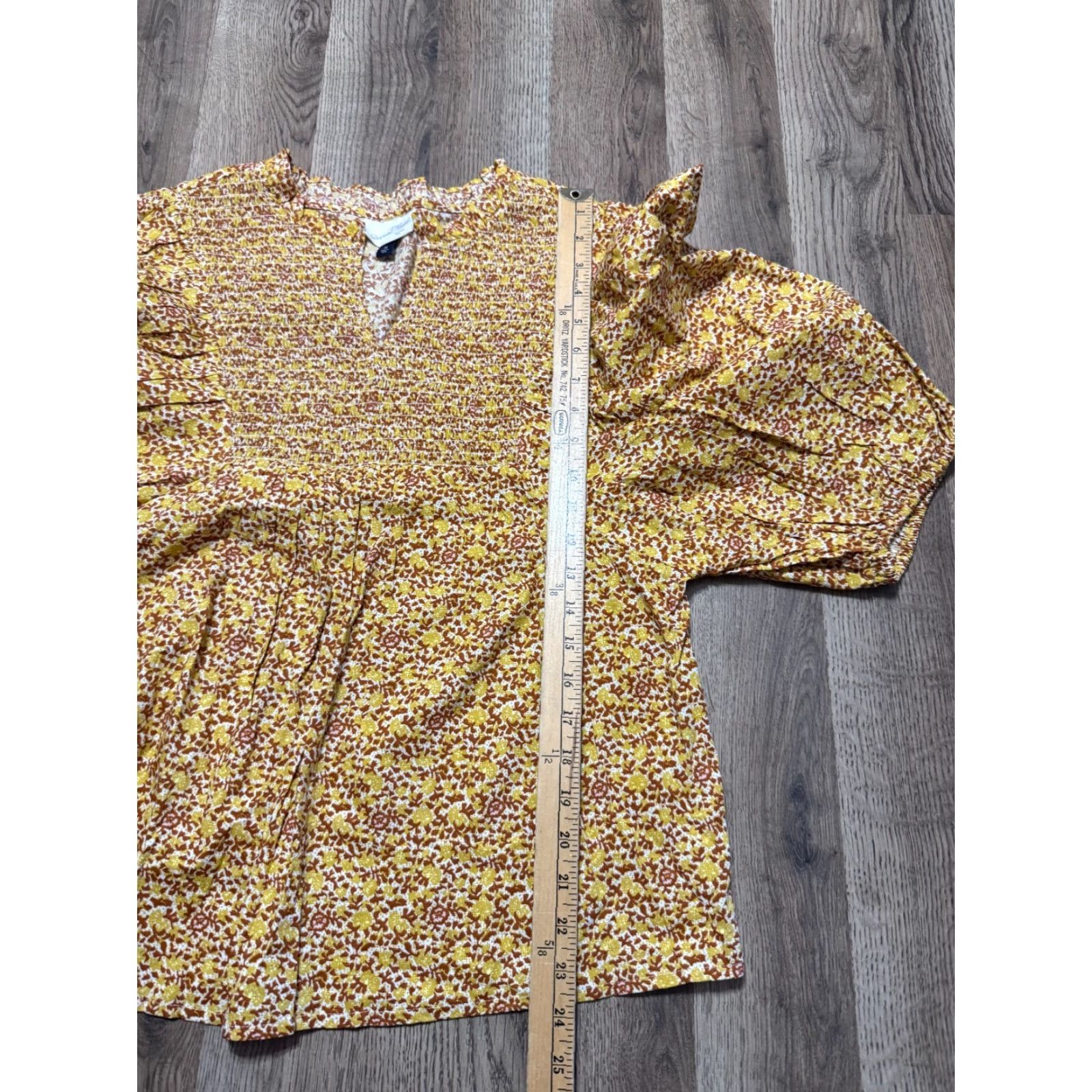 Vintage Universal Thread Blouse Women's Medium Yellow Floral 3/4 Sleeve V-neck Muslin Cotton Rayon Modern Worded? Size M / US 6-8 / IT 42-44 - 7 Thumbnail