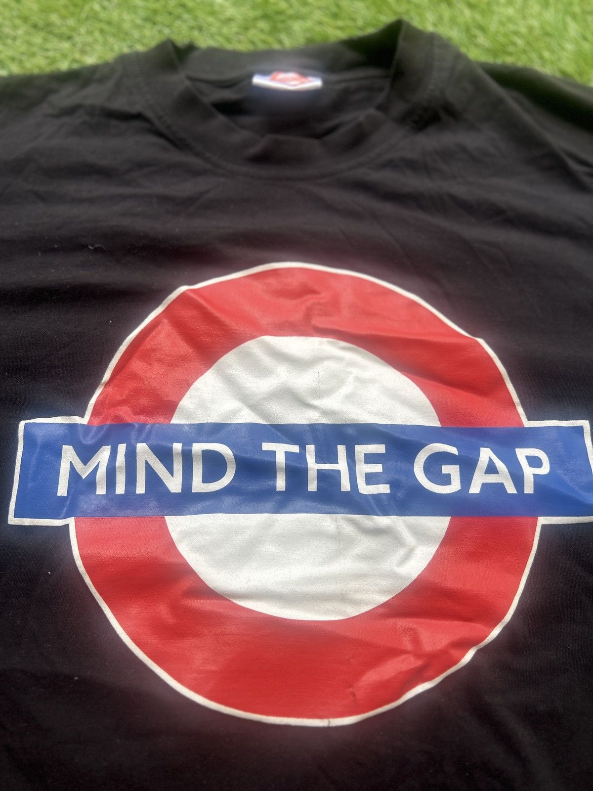 Vintage London Underground “Mind the Gap” Graphic Tee . Size US M / EU 48-50 / 2 - 2 Thumbnail