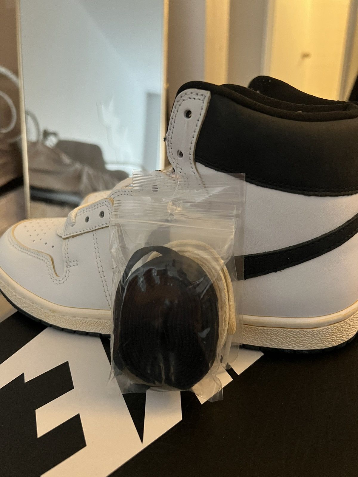 Jordan Brand A Ma Maniere Jordan 1 air ship size 9 Size US 9 / EU 42 - 8 Thumbnail