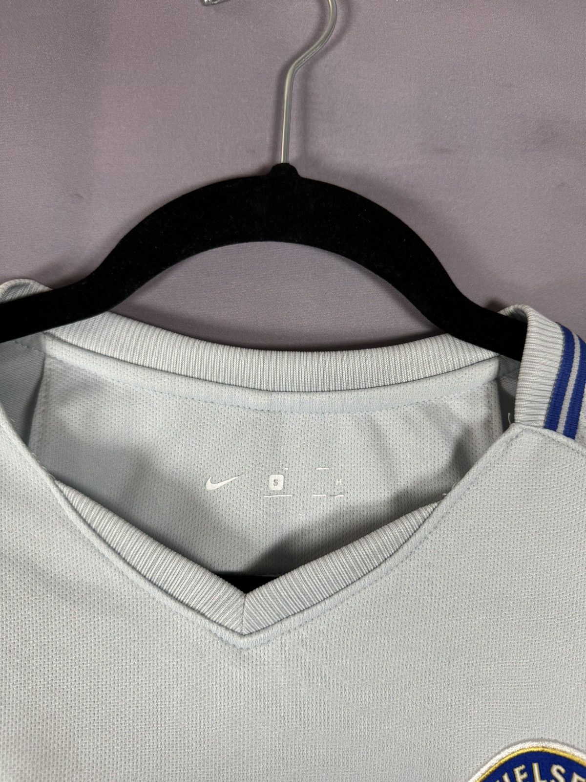 Chelsea Soccer × Nike × Vintage Vintage Chelsea 2017/18 Away Nike Jersey Blokcore Small Size US S / EU 44-46 / 1 - 7 Thumbnail