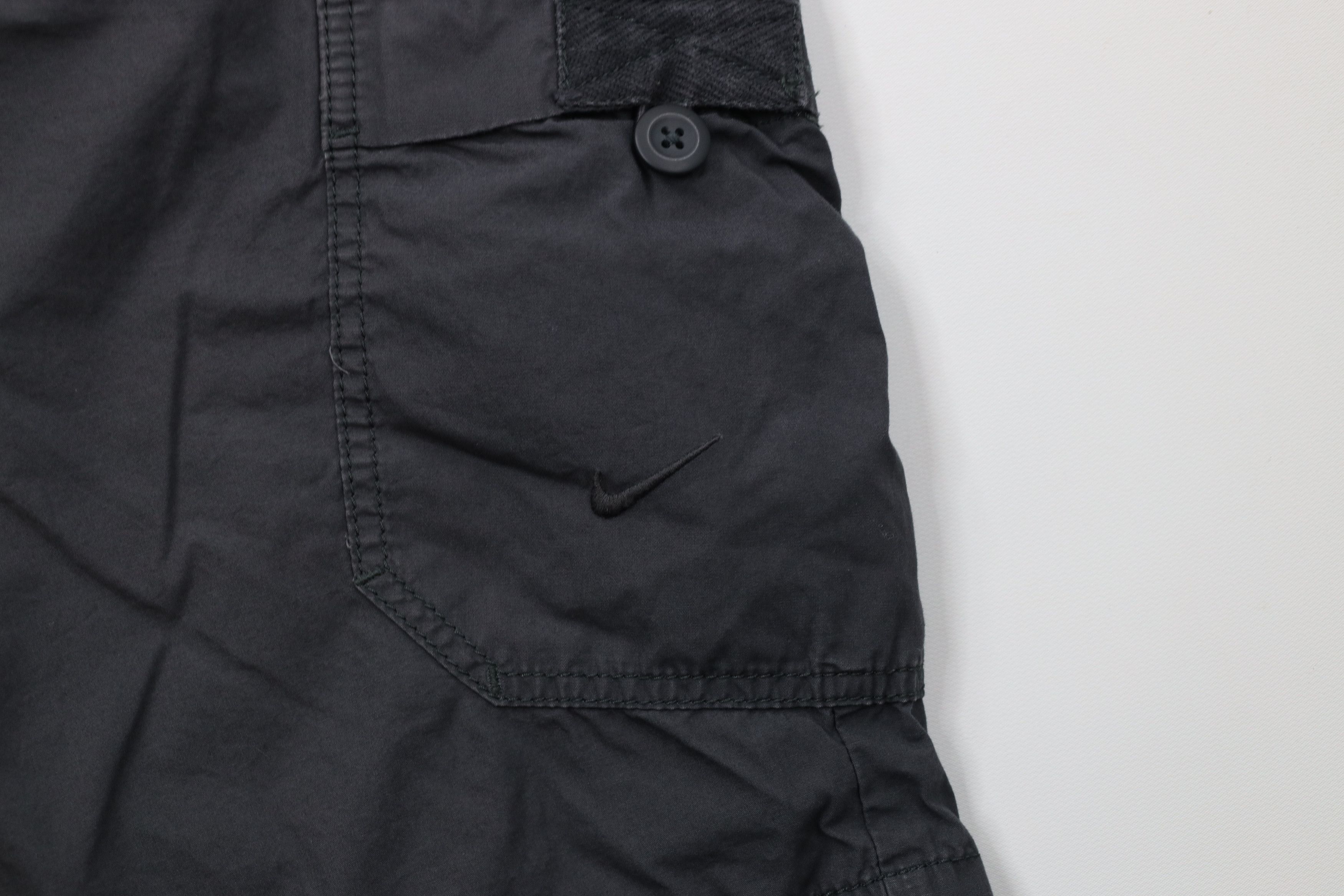 Nike Vintage Nike Travis Scott Mini Swoosh Cargo Shorts Gray Size US 38 / EU 54 - 5 Thumbnail