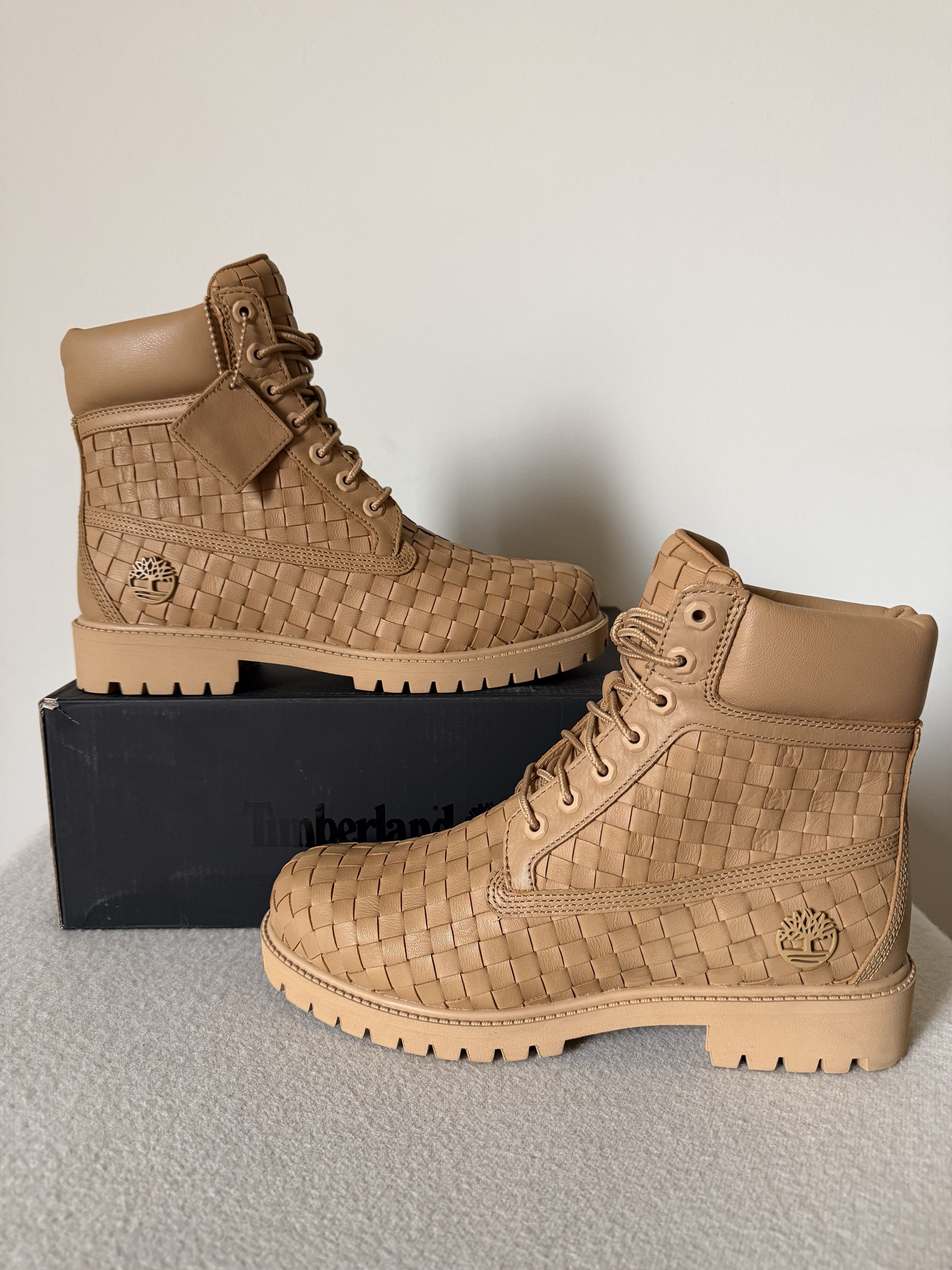 Timberland Timberland 6 Inch Premium Boots in Beige Woven Leather Size US 10.5 / EU 43-44 - 2 Thumbnail