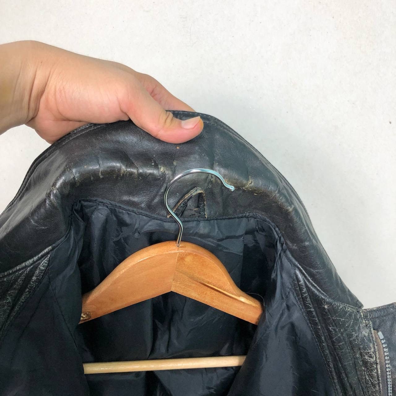 Japanese Brand Vintage Leather IS-674-MS Flight Jacket Black Size US M / EU 48-50 / 2 - 12 Thumbnail