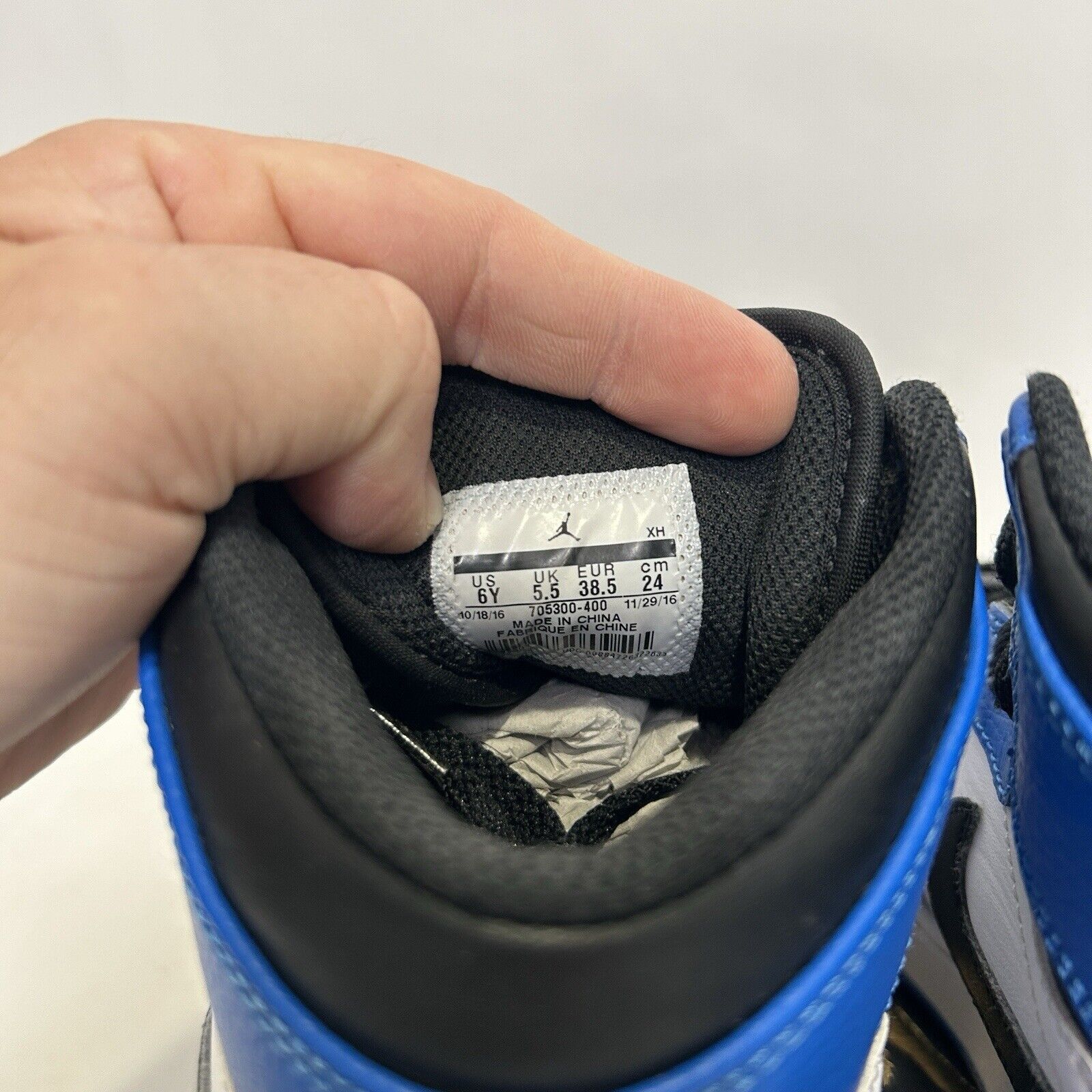 Nike Nike Air Jordan 1 Retro High GS Rare Air "Soar Blue" 2024 Size US 7.5 / IT 37.5 - 9 Thumbnail
