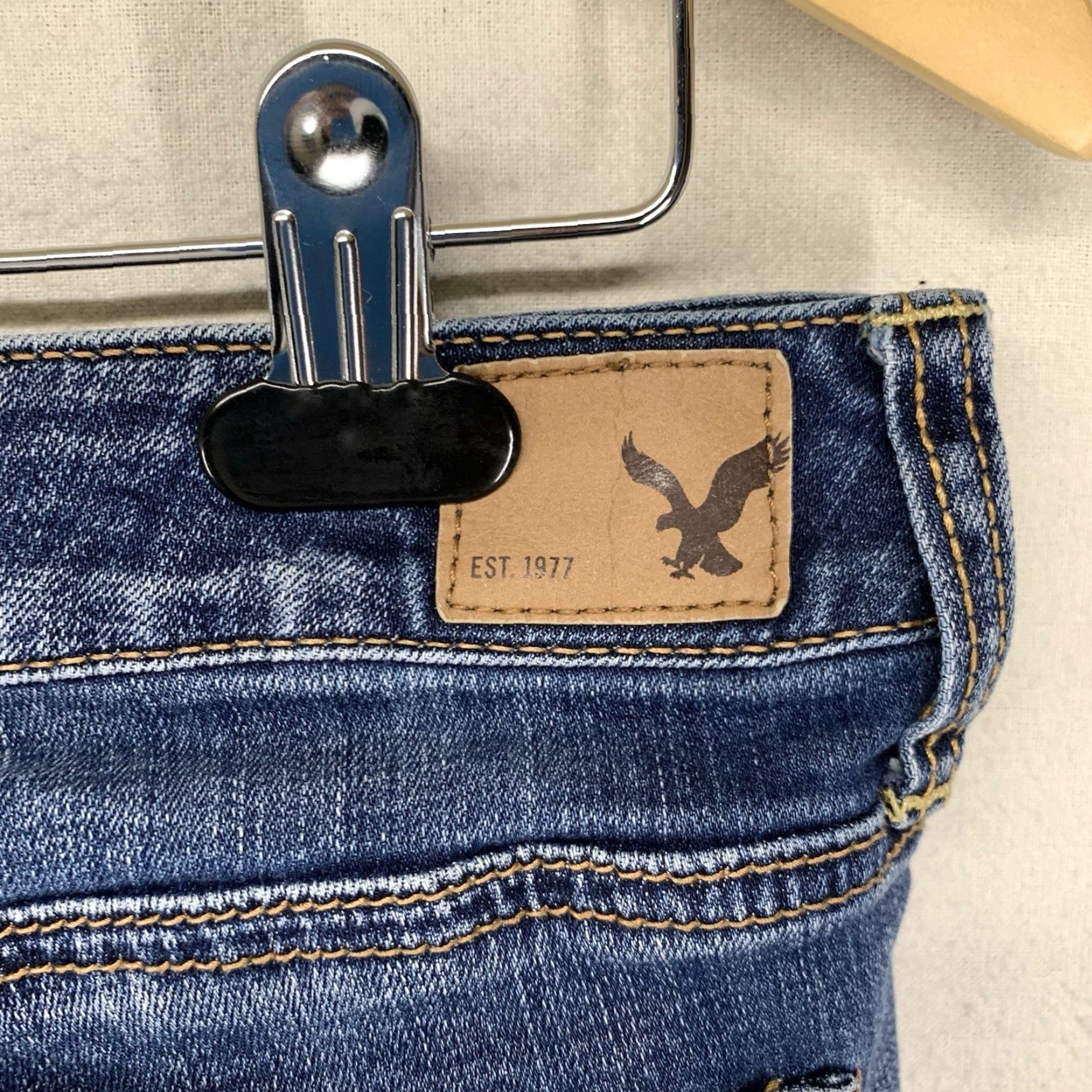 American Eagle Outfitters VINTAGE American Eagle Skinny Jeans Women’s Size 8 Regular Stretch Denim Blue 2014 Whiskers Size 30" / US 8 / IT 44 - 3 Thumbnail
