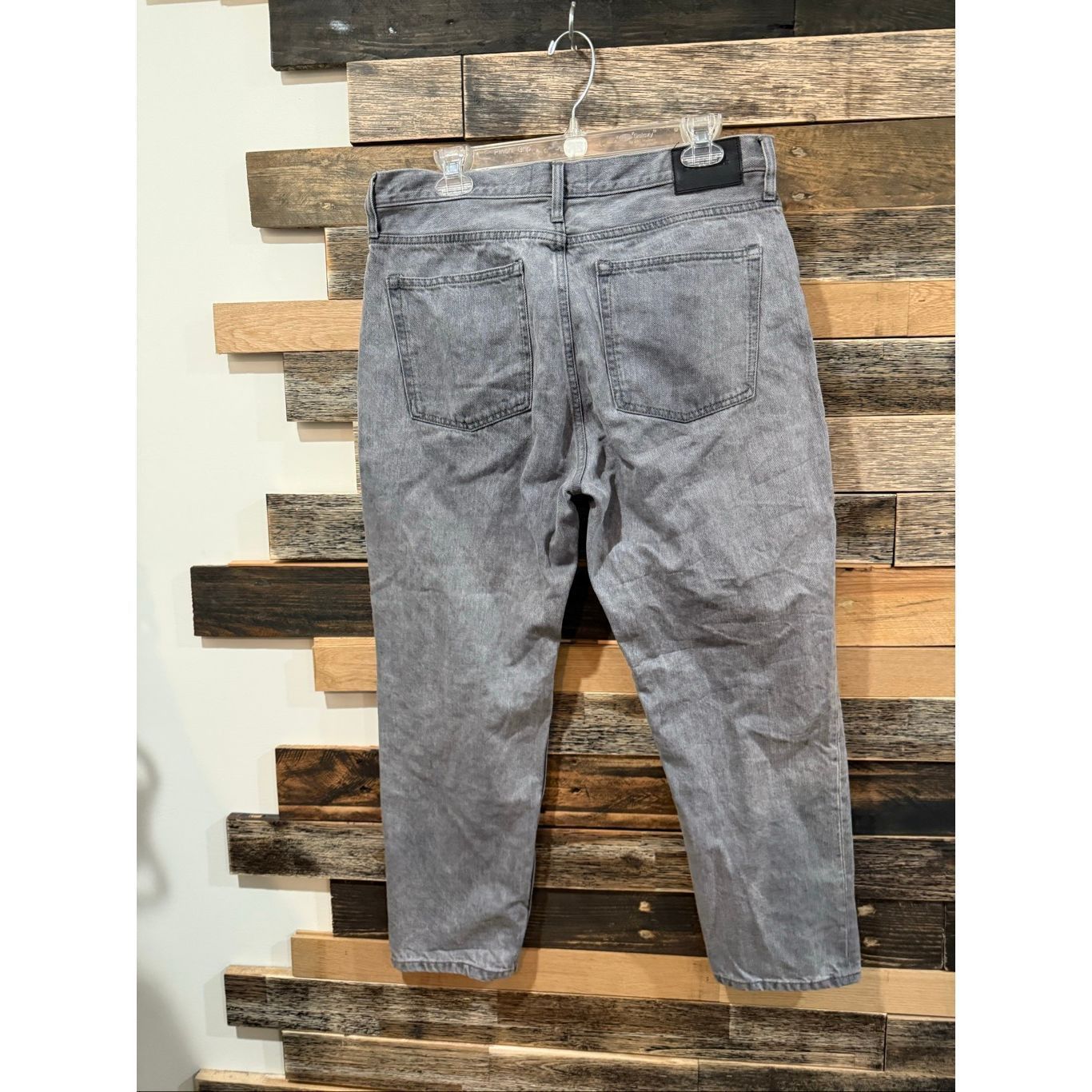 Everlane Everlane cropped grey the 90’s cheeky jeans size 31 Size 31" - 2 Thumbnail