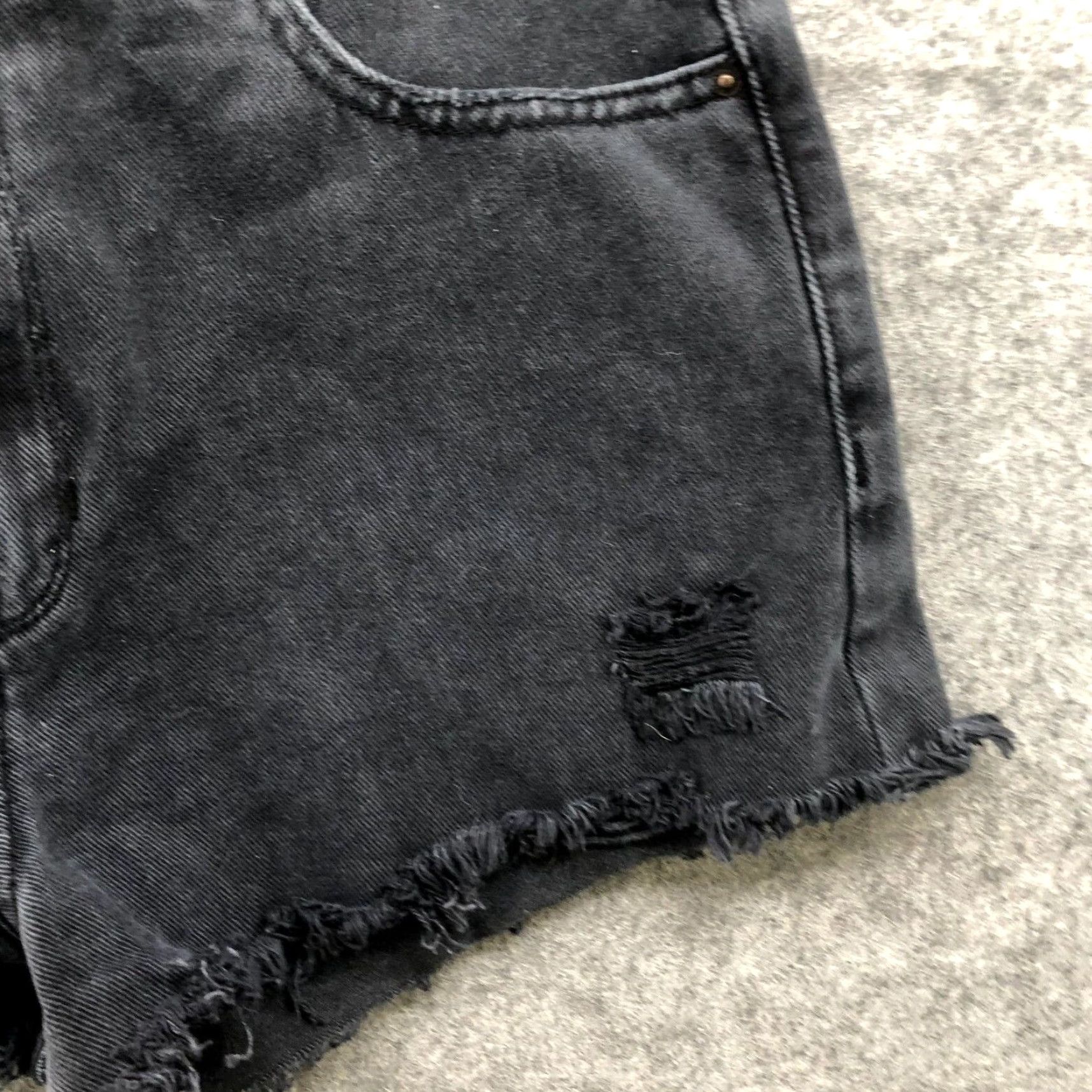 Pacsun Pacsun High Rise Festival Shorts Womens 28 Denim Black 100% Cotton Zip Fly Festival Size 28" / US 6 / IT 42 - 4 Thumbnail