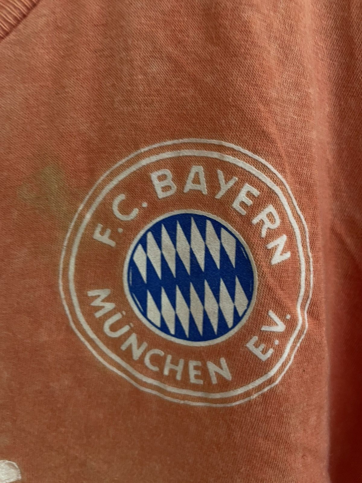 Vintage Vintage F.C. Bayern Munchen E.V. OPEL fans t shirt Size US XL / EU 56 / 4 - 5 Thumbnail