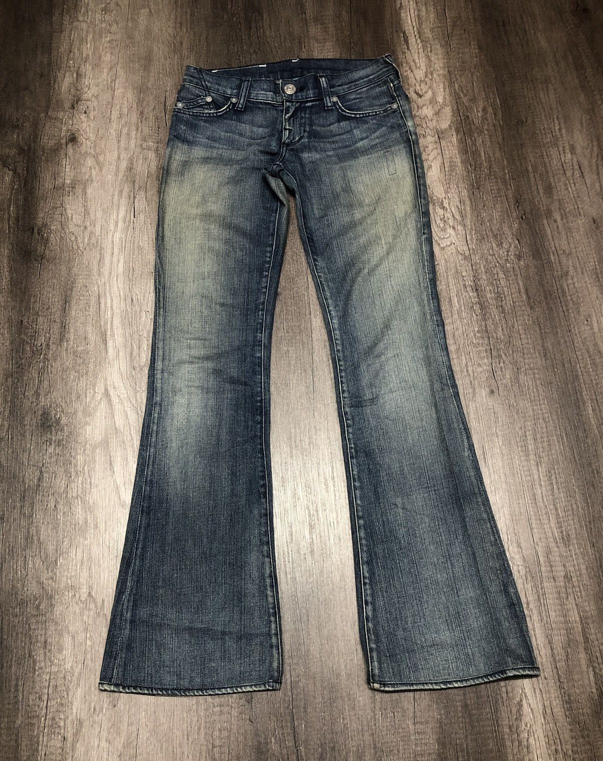 Rock & Republic × Victoria Beckham VICTORIA BECKHAM FOR ROCK & REPUBLIC FLARE JEANS Size 28" / US 6 / IT 42 - 9 Thumbnail