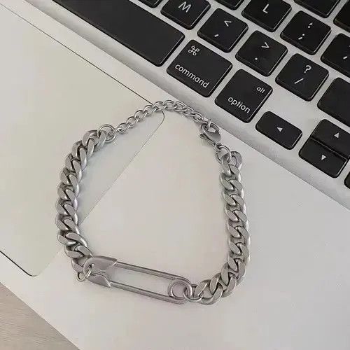 Other Retro pin chain bracelet Size ONE SIZE - 3 Thumbnail