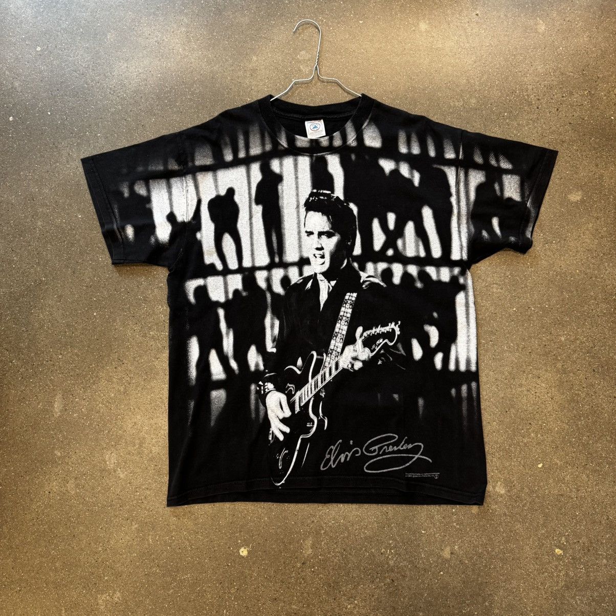 Vintage Vintage Elvis Presley tee from 2000 Size US L / EU 52-54 / 3 - 1 Thumbnail