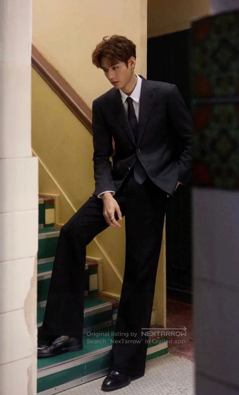 Louis Vuitton LV Black Wool Straight Suit Pants. Size US 30 / EU 46 - 8 Thumbnail