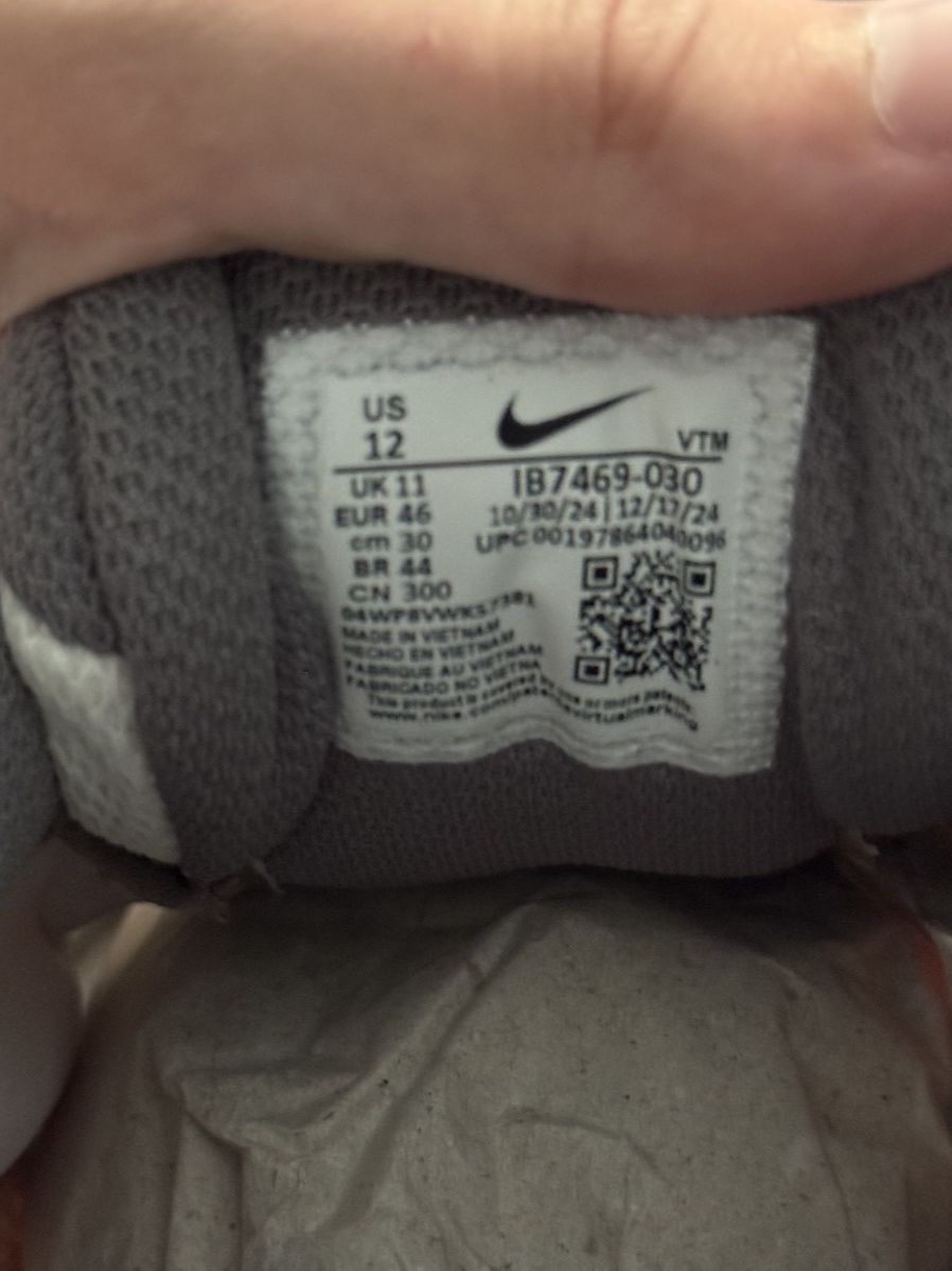 Nike Nike Vomero 5 Size US 12 / EU 45 - 6 Thumbnail