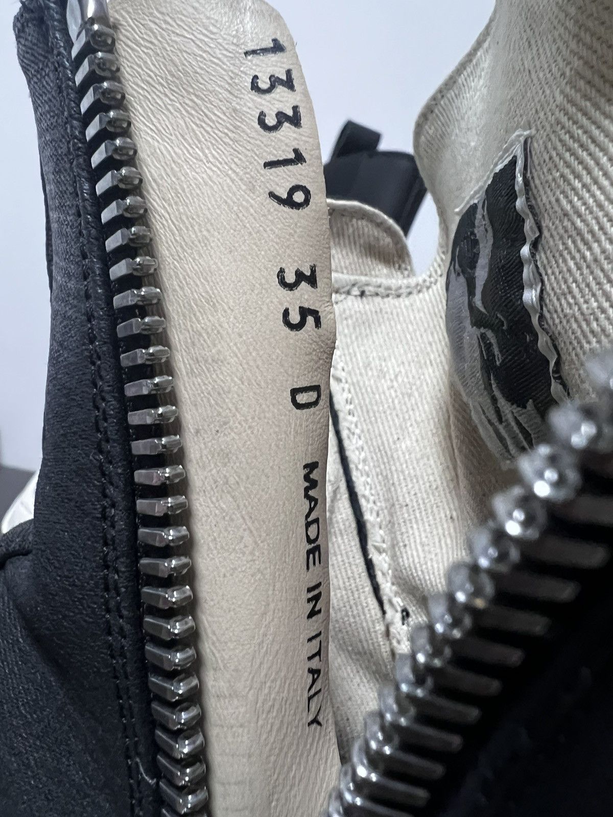 Rick Owens Drkshdw Rick owens ramones high top sneakers sz35 Size US 5 / IT 35 - 9 Thumbnail