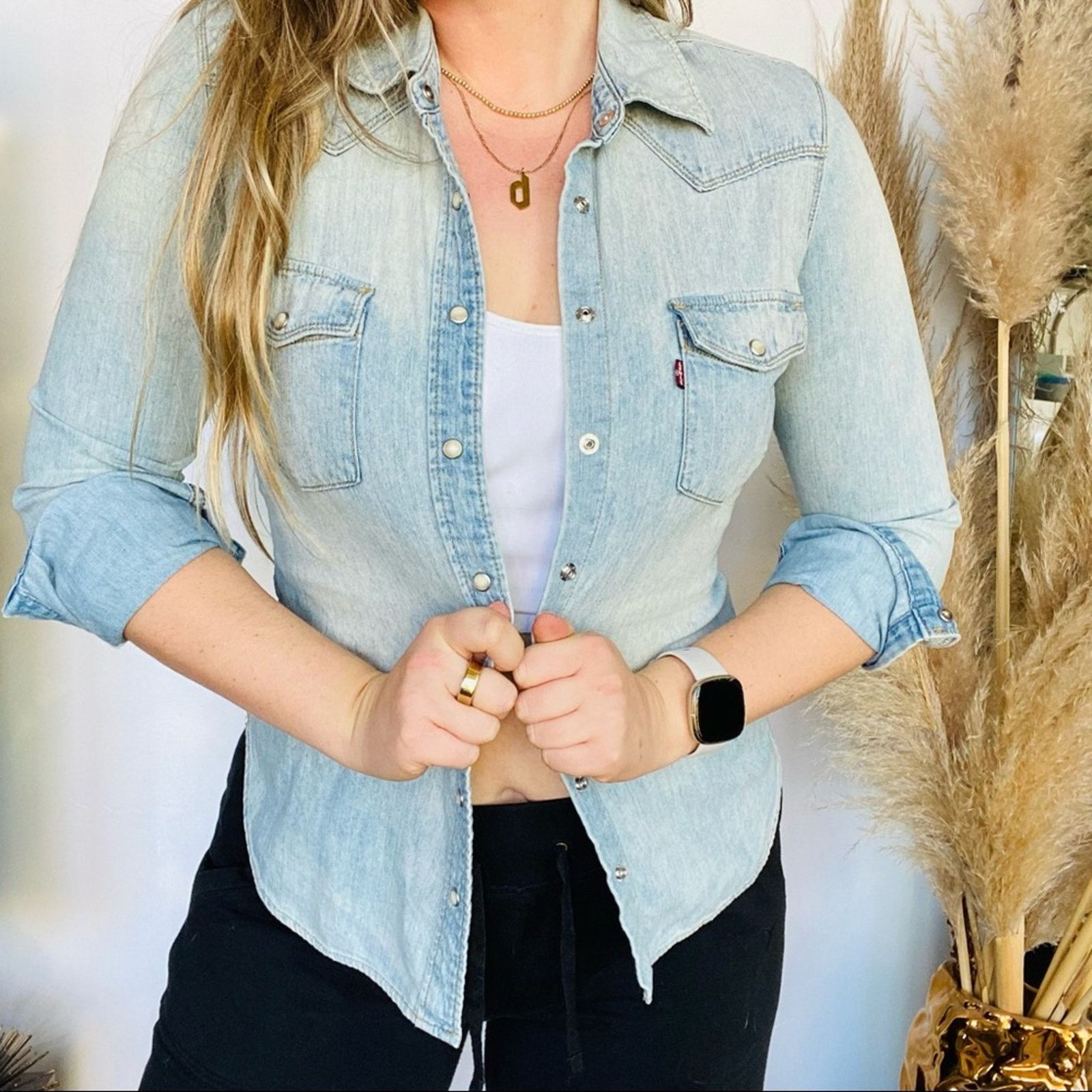 Levi's LEVIS Acid Wash Light Blue Button Snap Front Blouse Shirt Size M / US 6-8 / IT 42-44 - 2 Thumbnail
