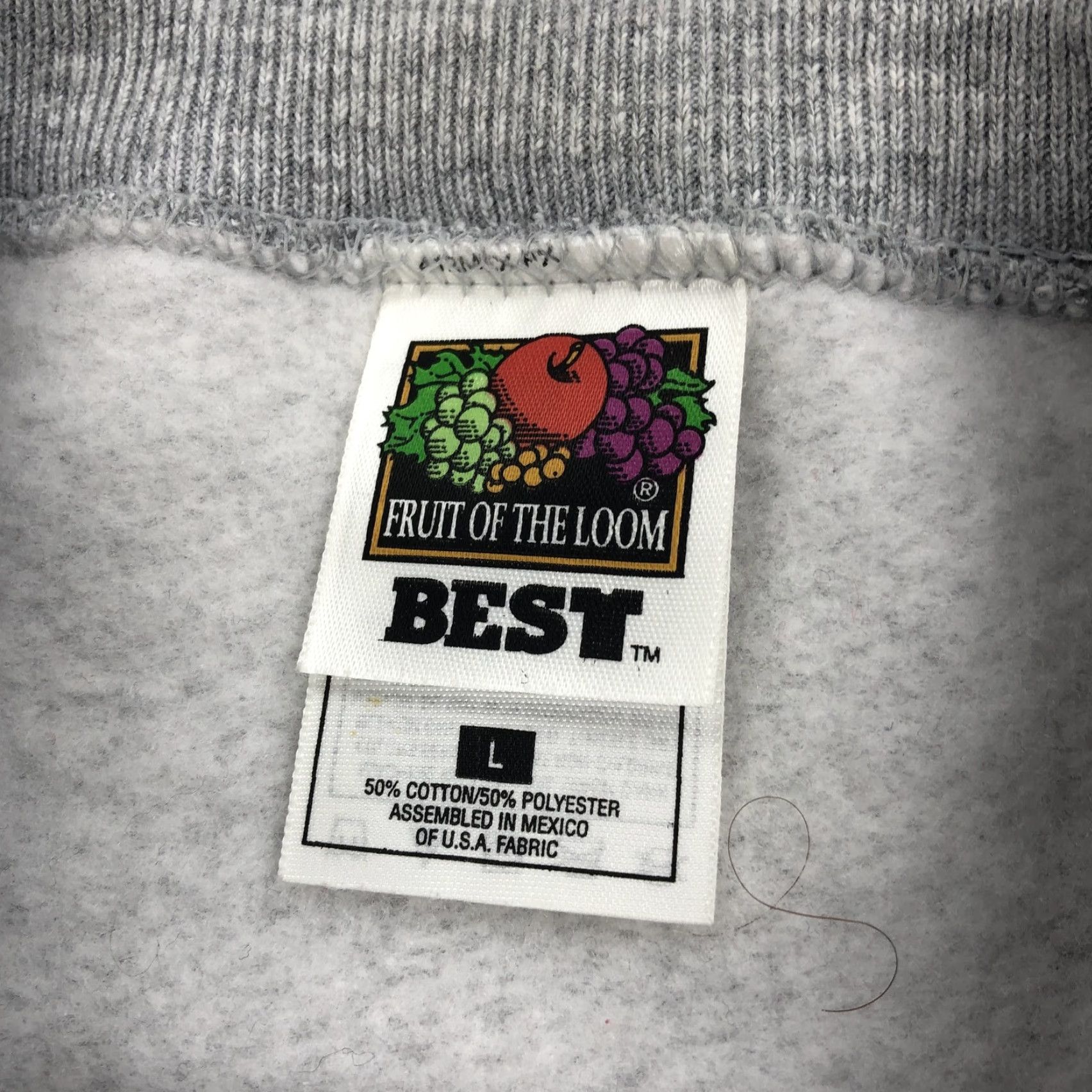 Fruit Of The Loom VINTAGE Fruit of the Loom Johnnie Mercers Pier Wrightsville Beach Crewneck L Pullover Sweatshirt Gray Mens 90s Nautical Retro Beach Size US L / EU 52-54 / 3 - 3 Thumbnail