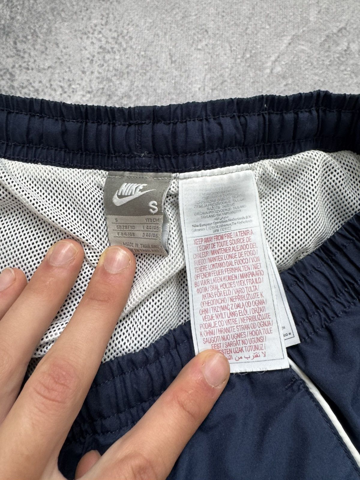 Nike × Vintage Nike vintage shorts Y2K Size US 31 - 10 Thumbnail