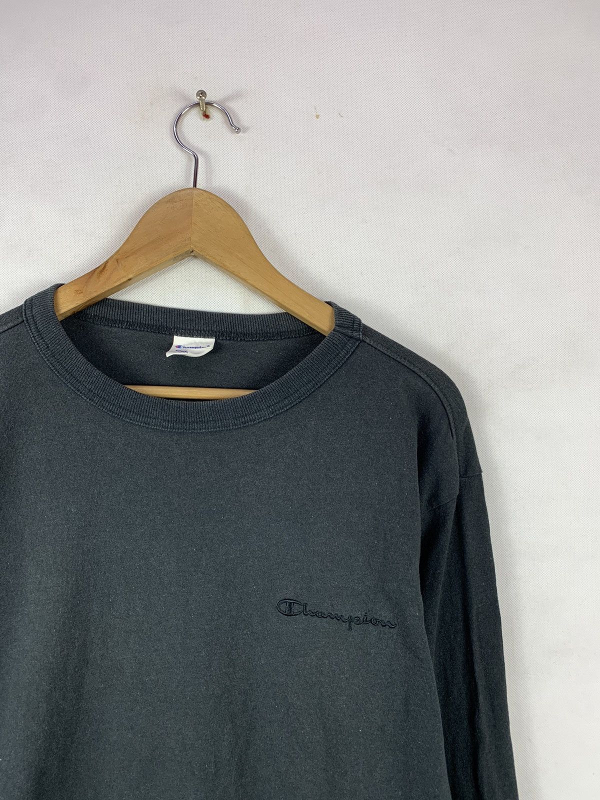Champion Steals! Champion Longsleeves Mini Script Tee Size US L / EU 52-54 / 3 - 2 Thumbnail