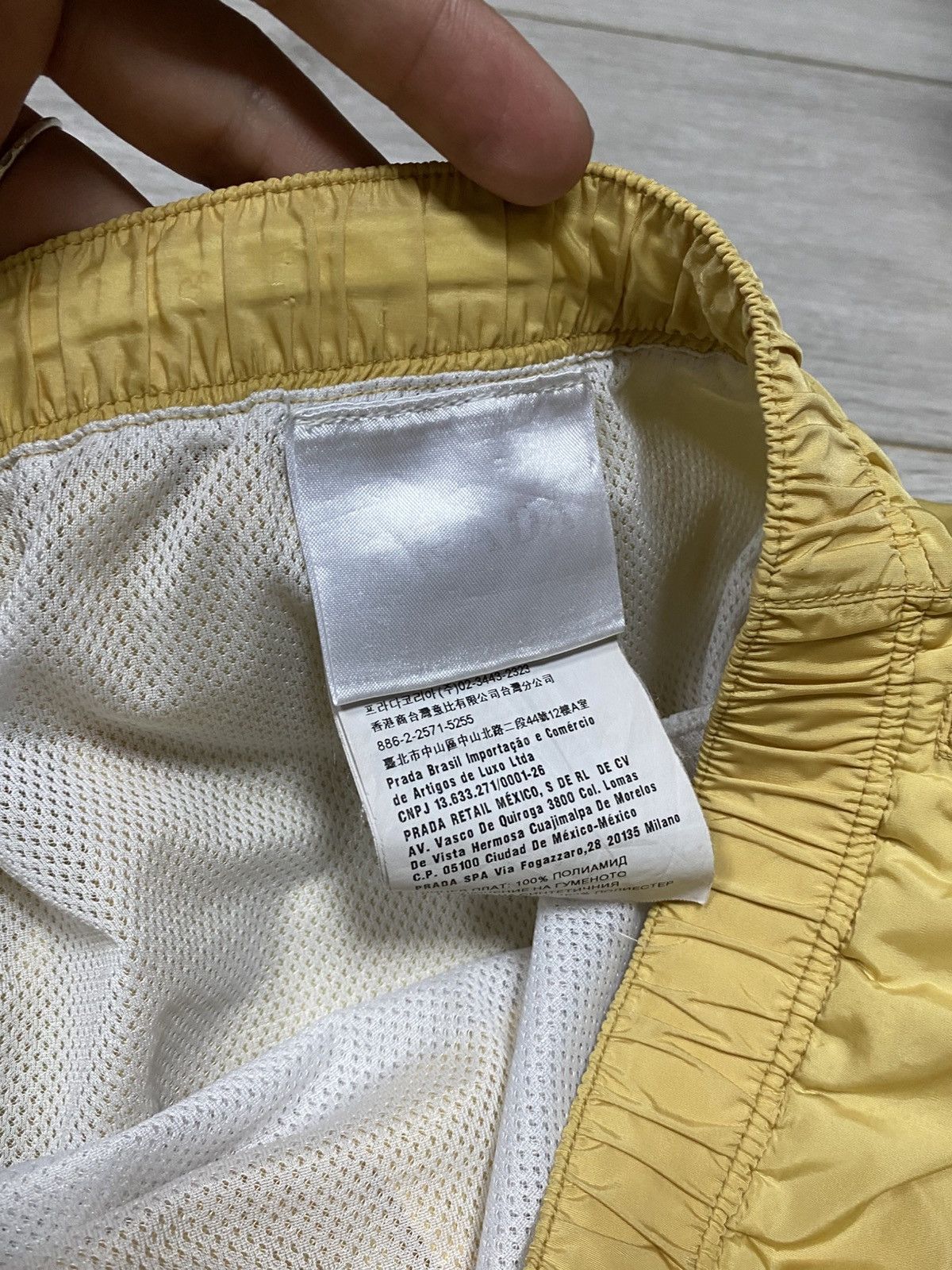 Prada Prada red tab nylon shorts Size US 32 / EU 48 - 3 Thumbnail