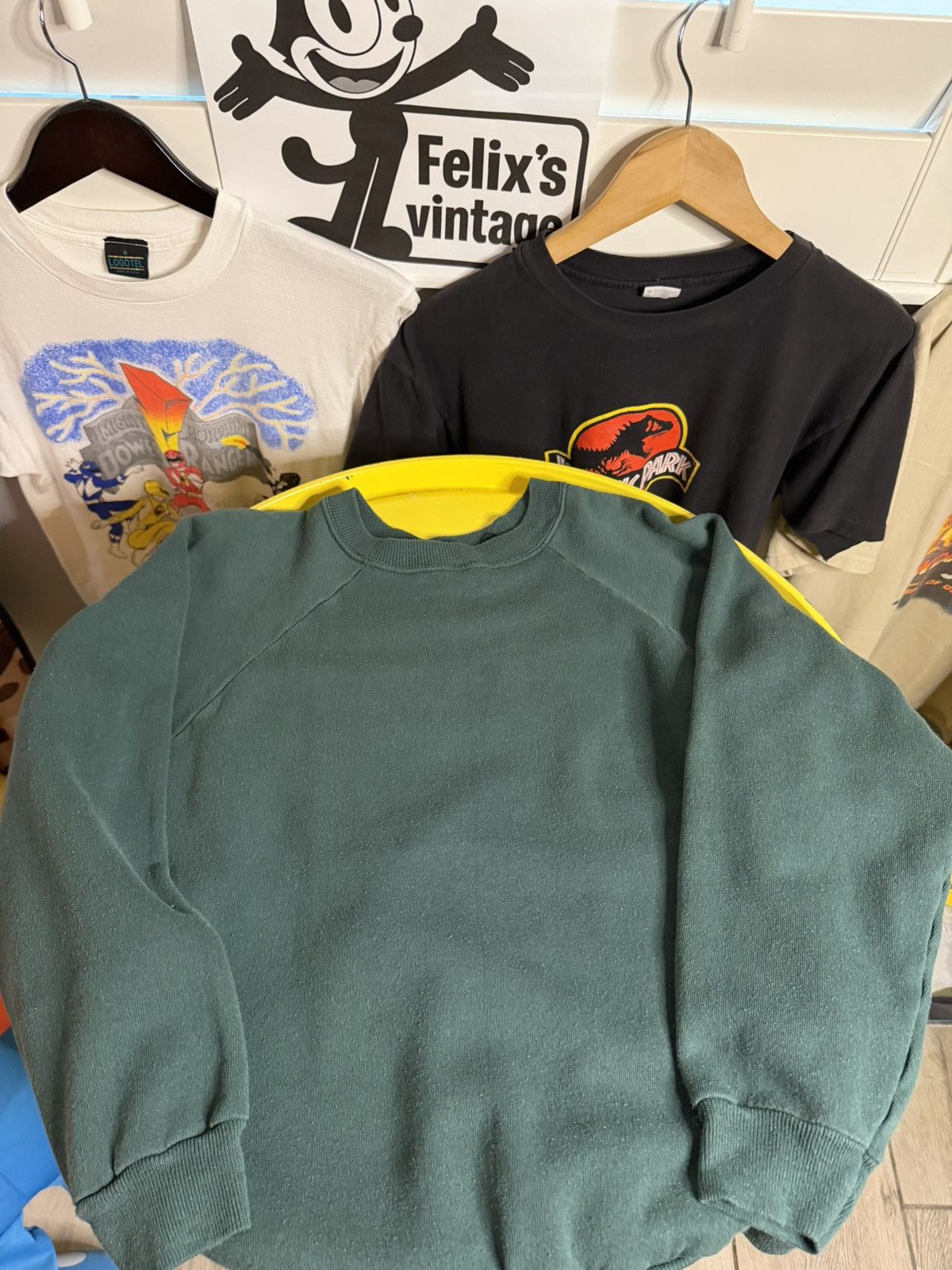 Vintage Vintage 1990s hanes blank crewneck forest green Size US M / EU 48-50 / 2 - 4 Thumbnail