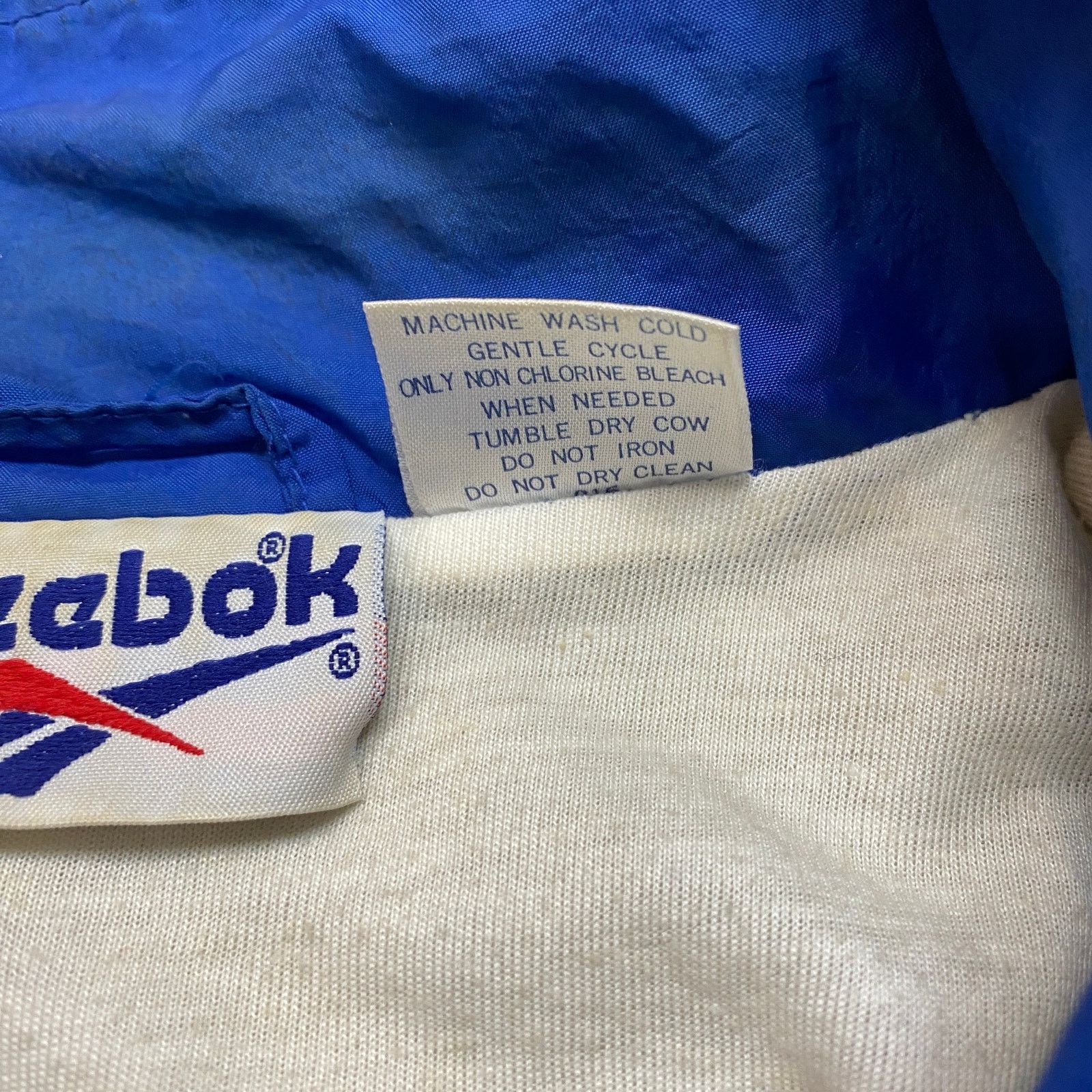 Reebok × Vintage VTG 90s Reebok UCLA Bruins Nylon Full Zip Windbreaker Large Size US L / EU 52-54 / 3 - 6 Thumbnail